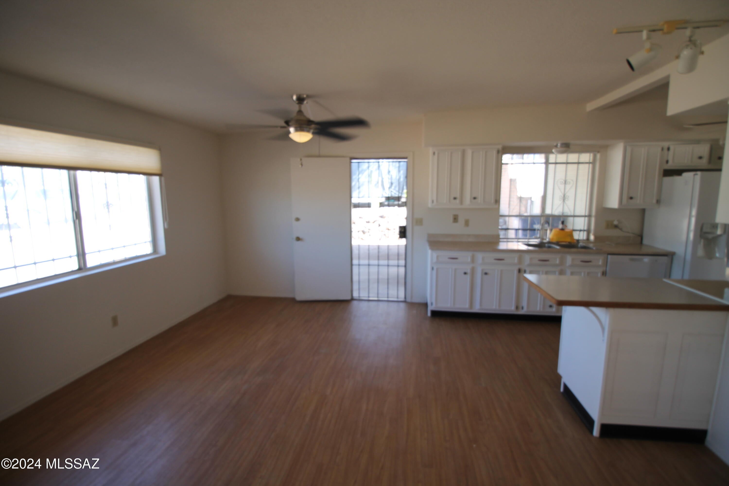Twenty-Nine Palms (1-70) - Residential Lease