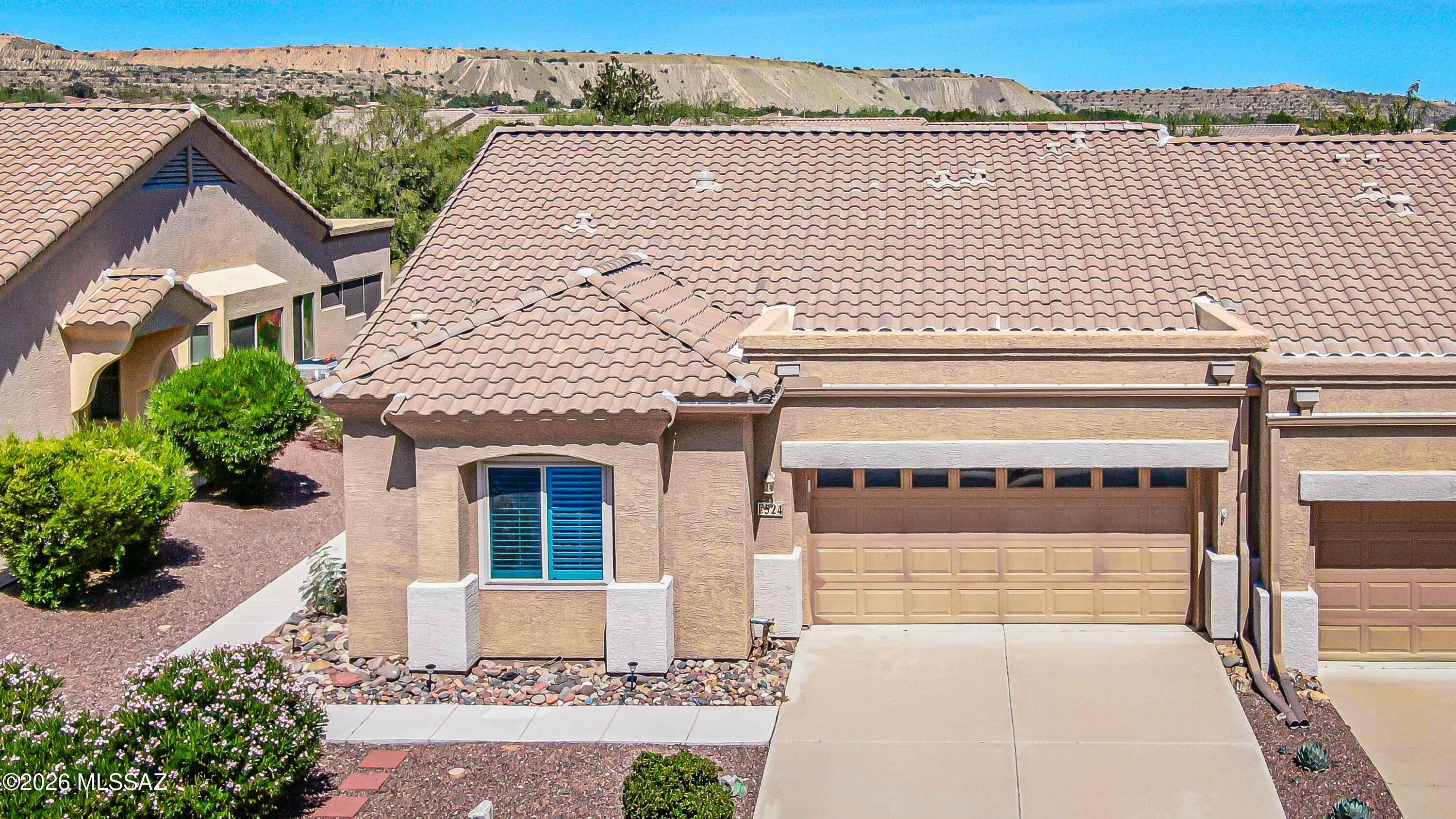 Las Campanas Village (1-111) - Residential