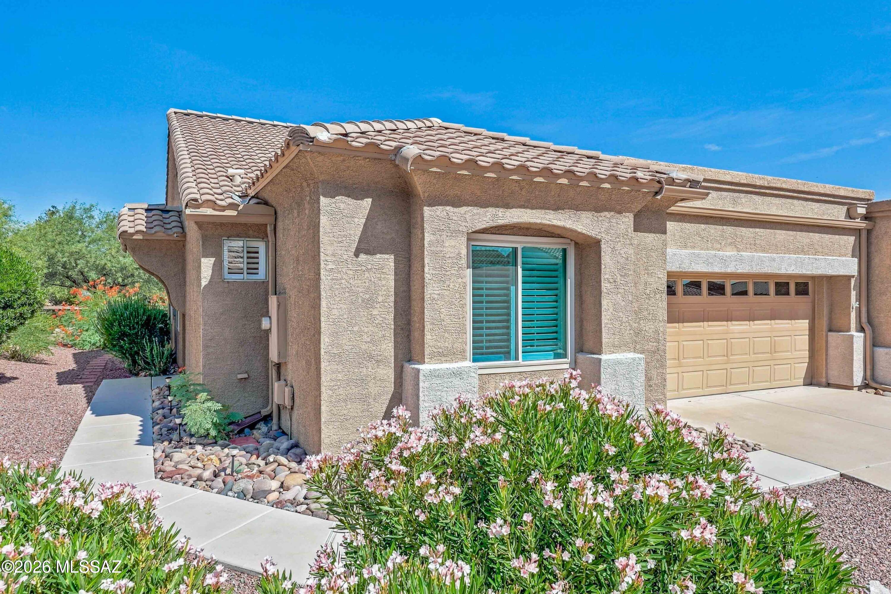 Las Campanas Village (1-111) - Residential