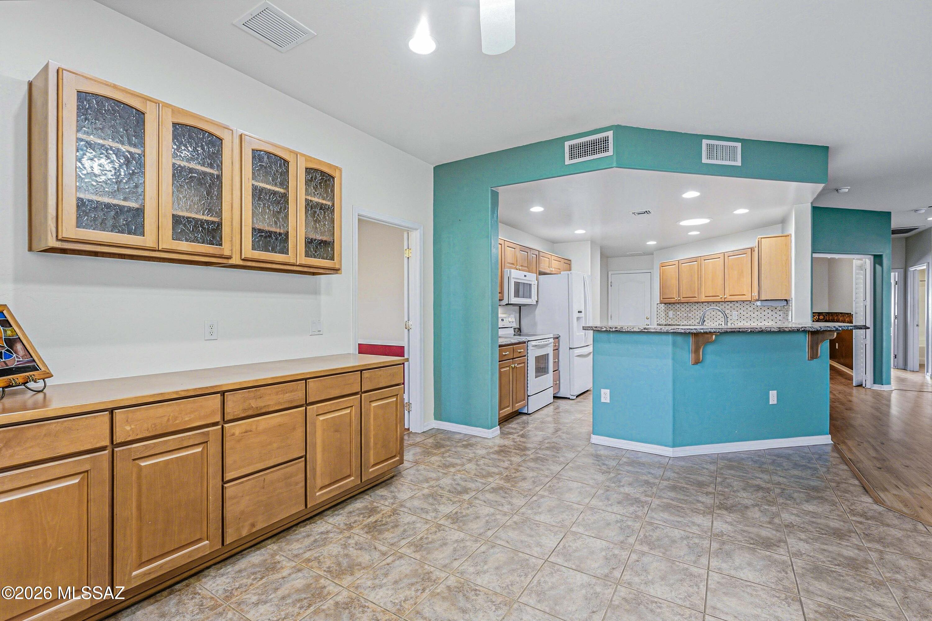 Las Campanas Village (1-111) - Residential