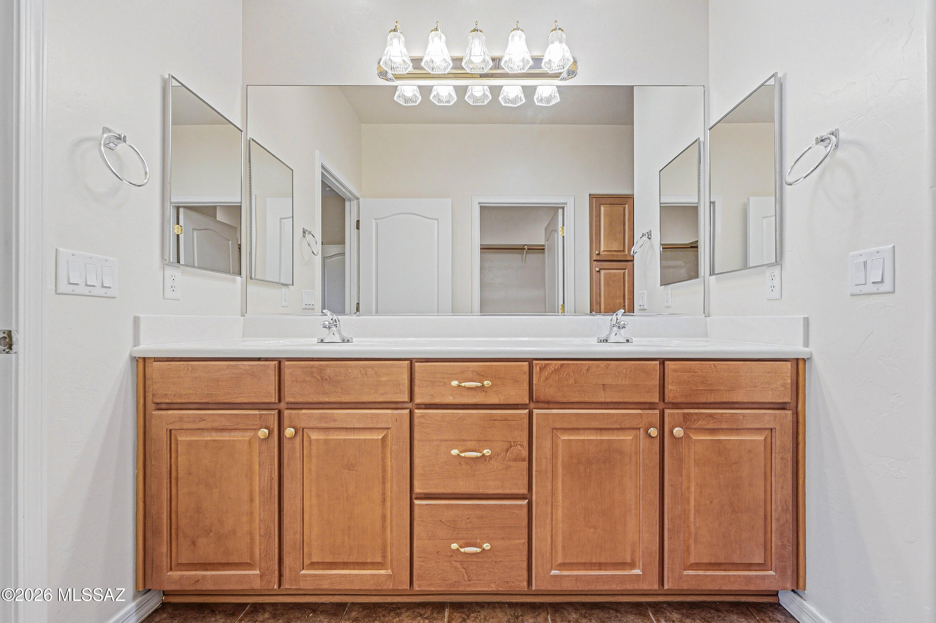 Las Campanas Village (1-111) - Residential