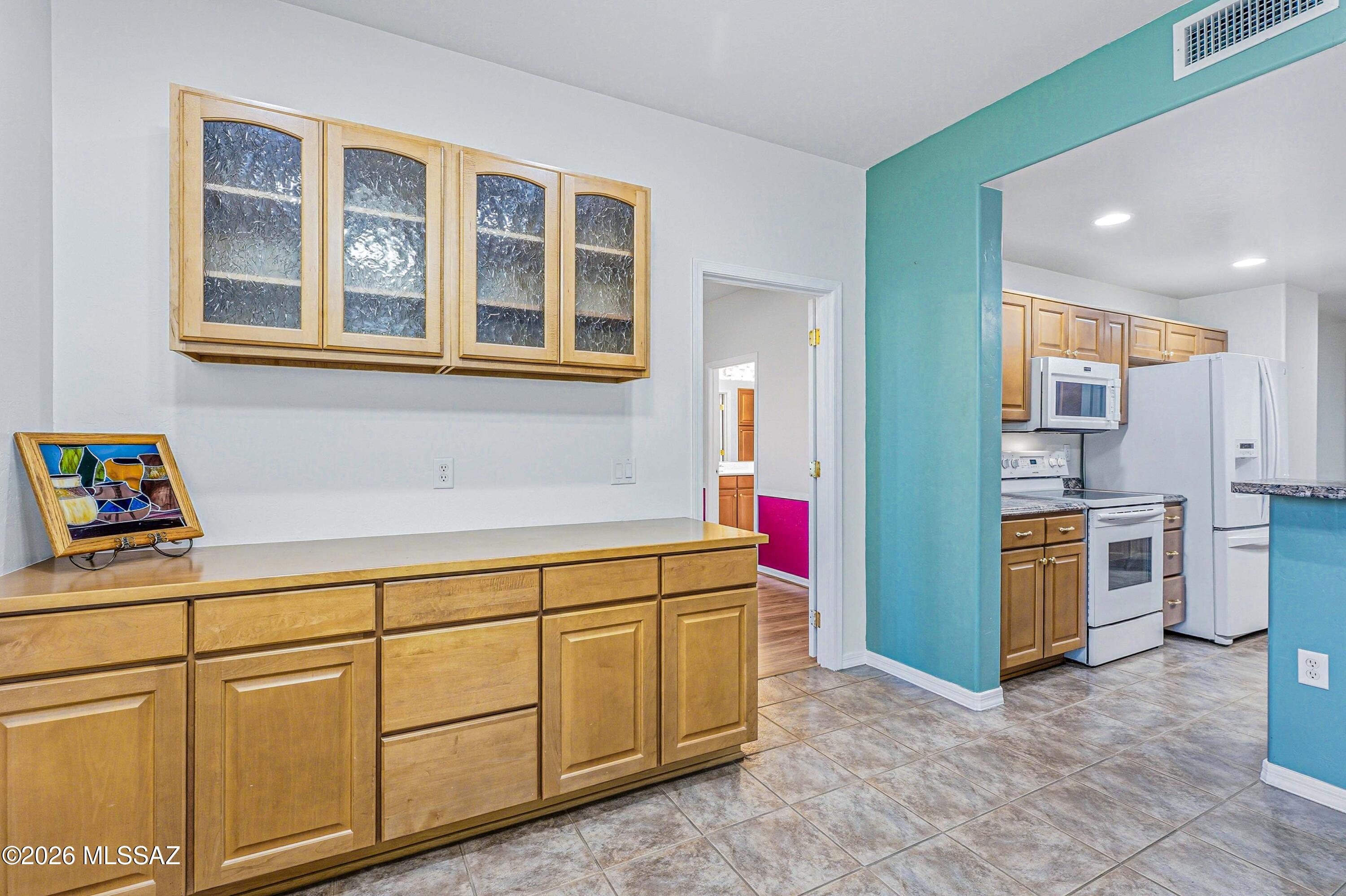 Las Campanas Village (1-111) - Residential