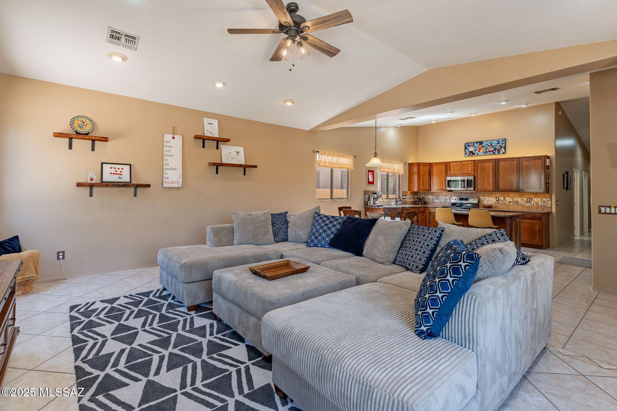 Desert Vista (1-205) - Residential Lease
