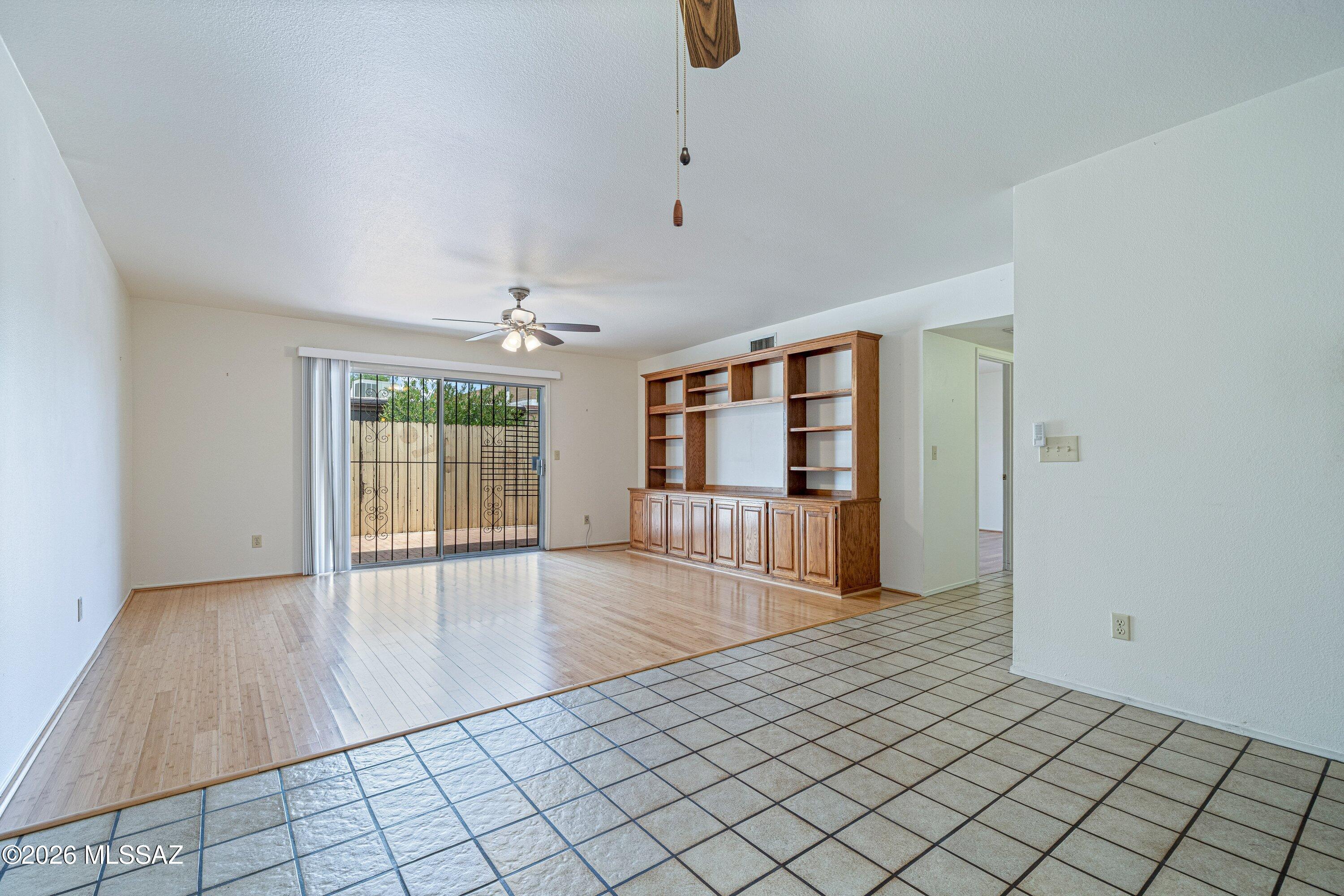 Pantano Park Townhouses - Residential