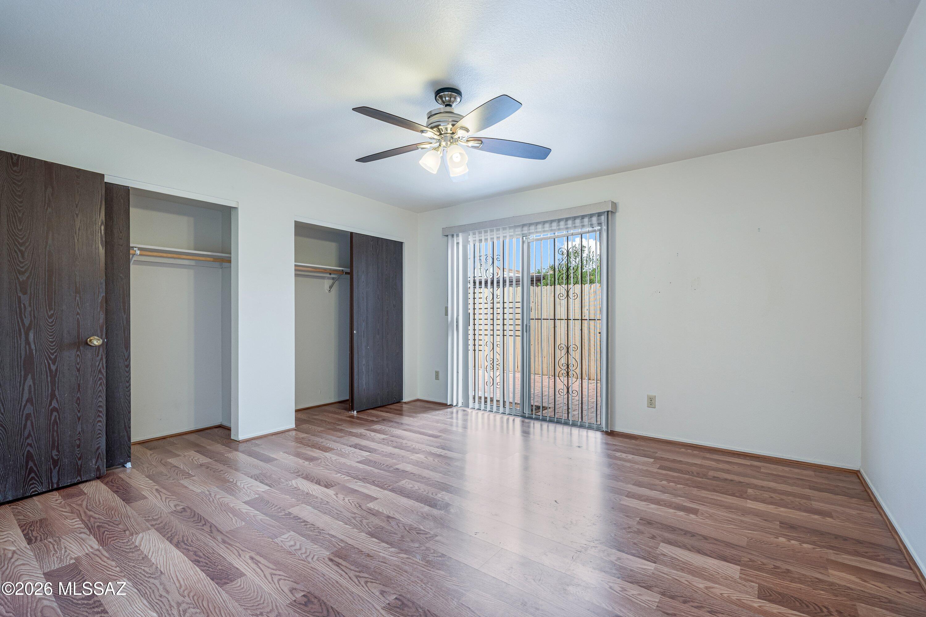 Pantano Park Townhouses - Residential