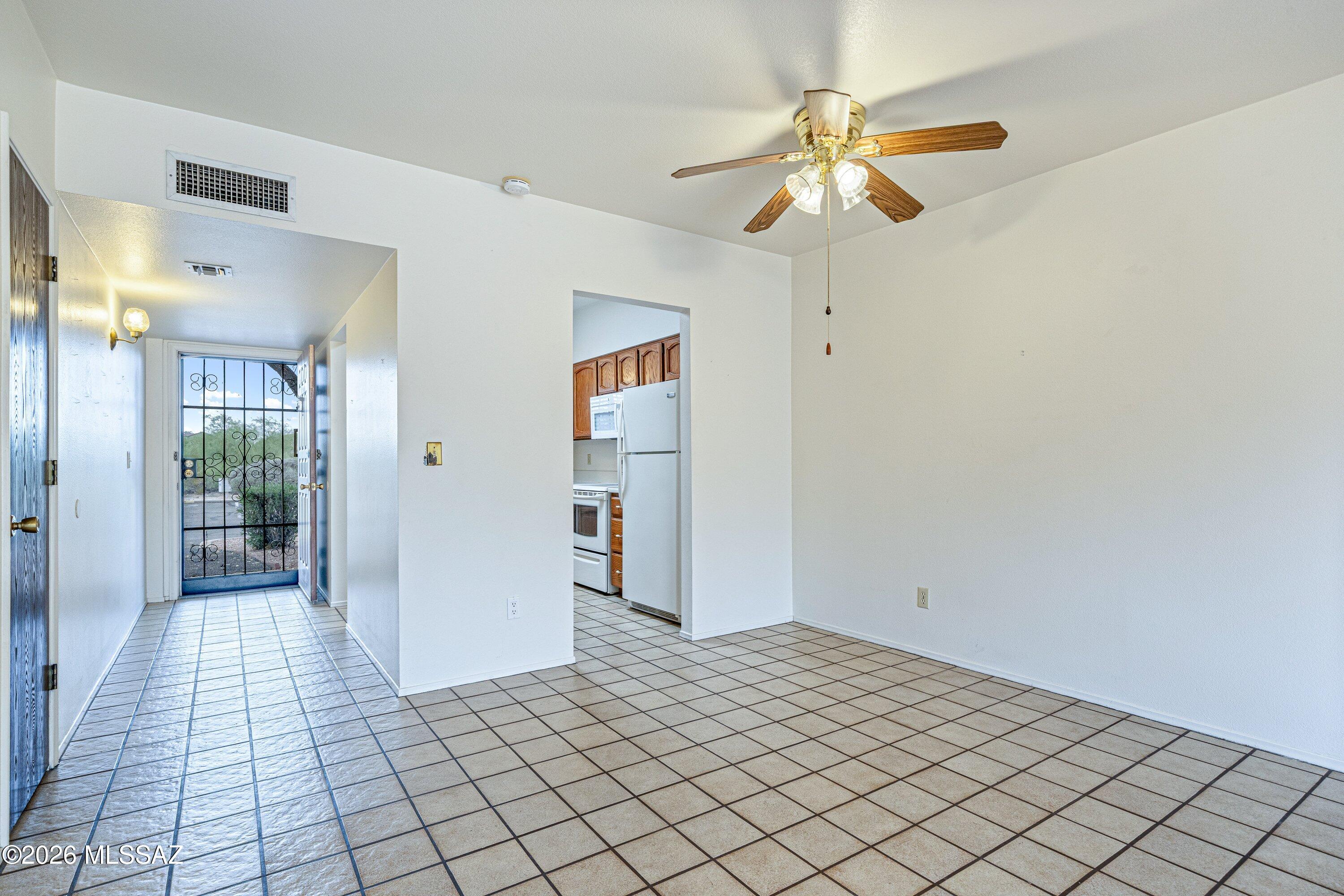 Pantano Park Townhouses - Residential