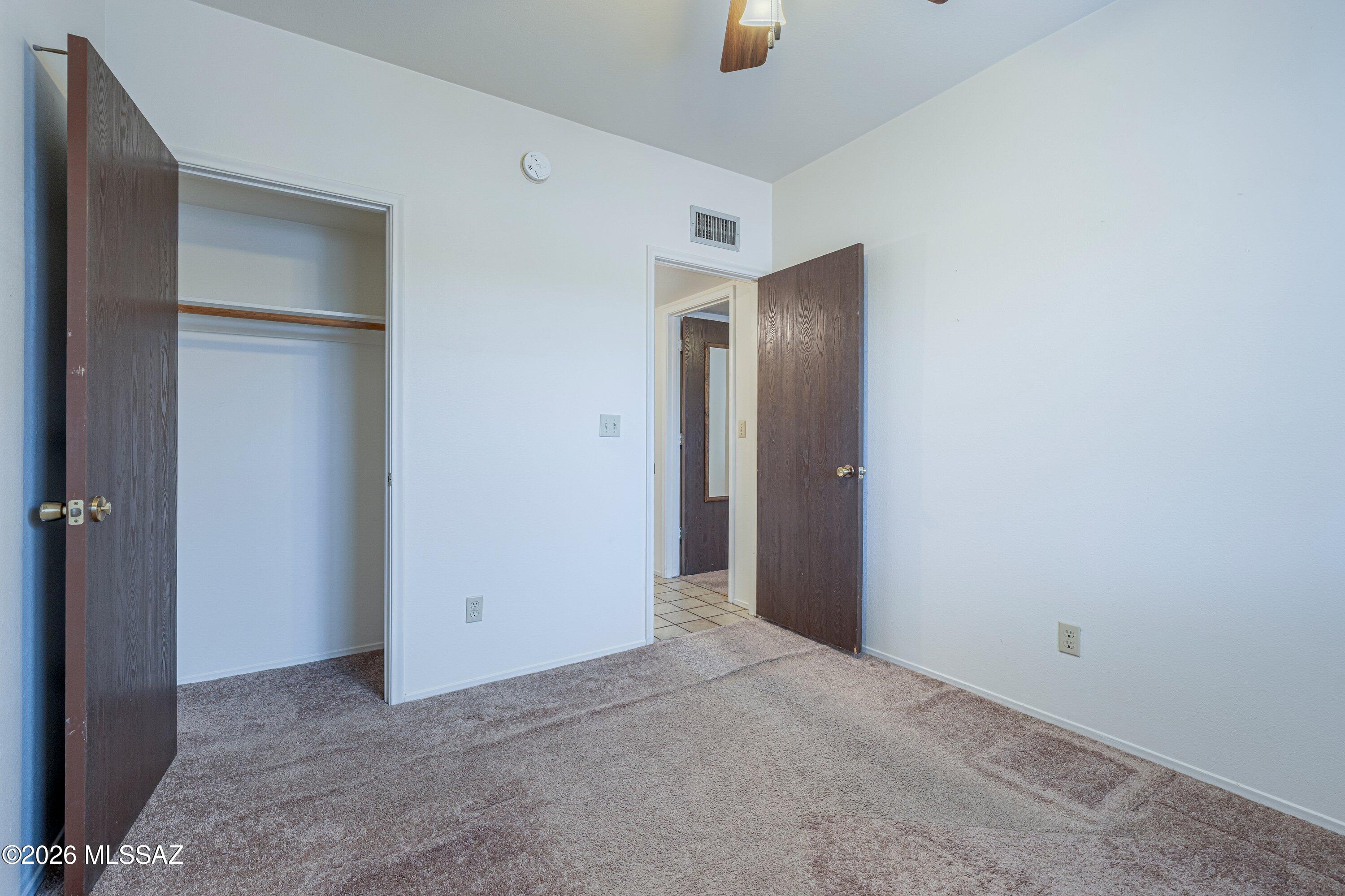 Pantano Park Townhouses - Residential