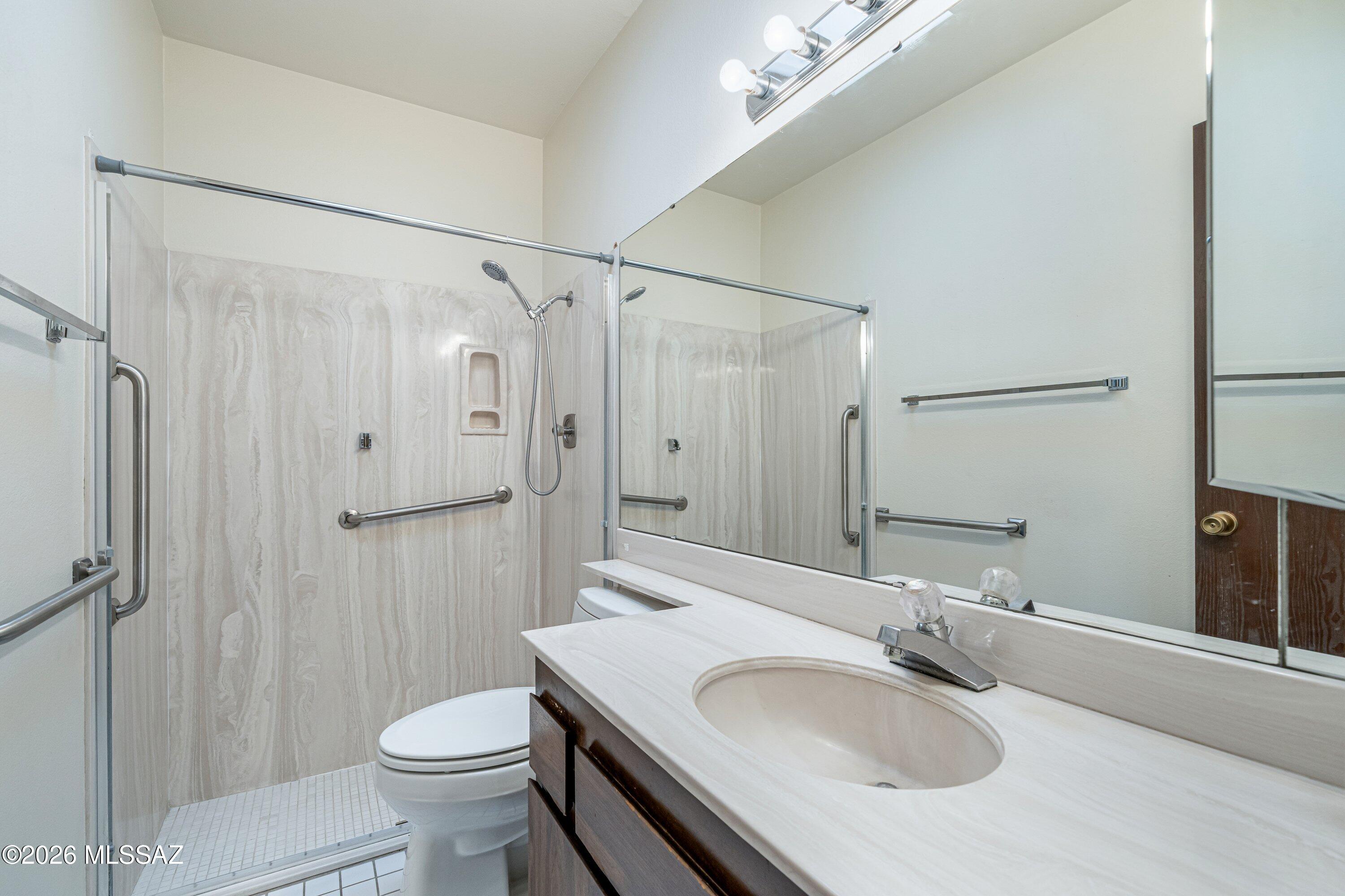 Pantano Park Townhouses - Residential