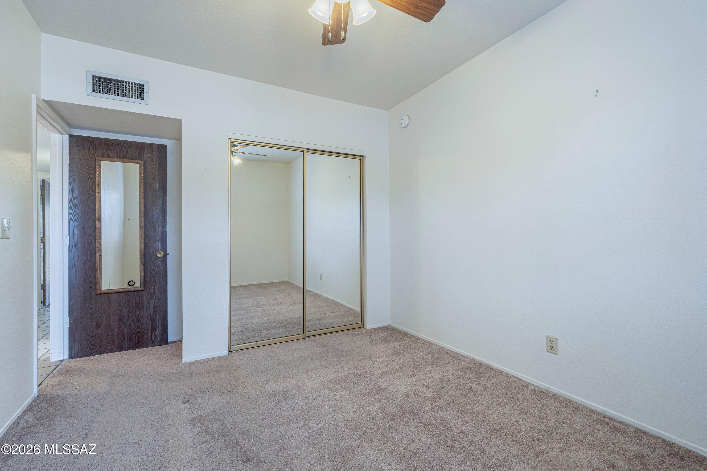 Pantano Park Townhouses - Residential