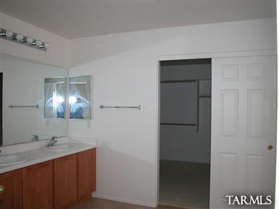 Gladden Farms BLK 12 - Residential Lease