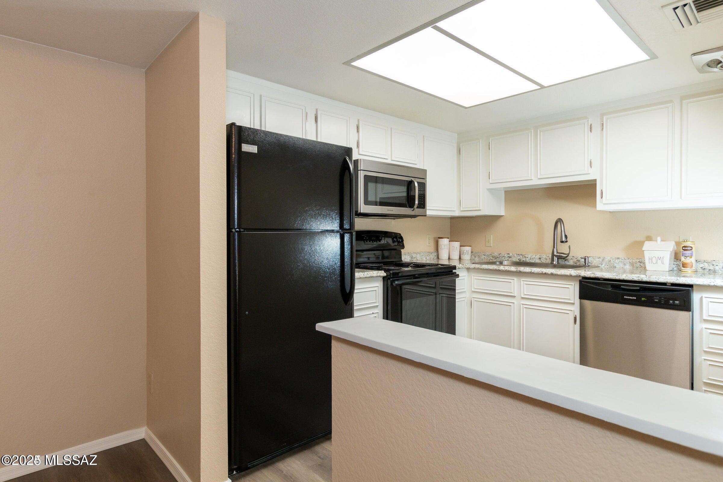 Las Casas Bellas Condo (45-53) - Residential Lease