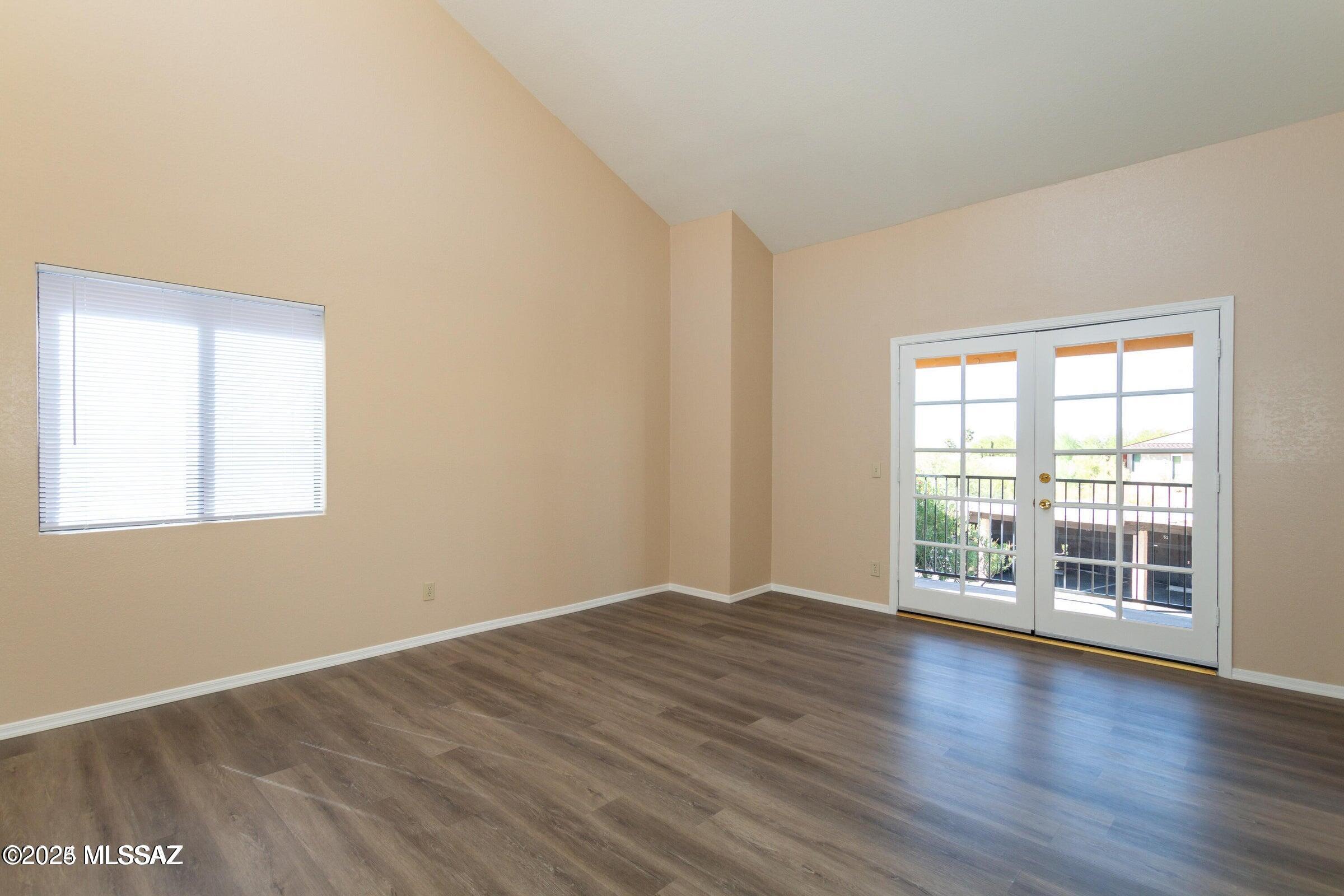 Las Casas Bellas Condo (45-53) - Residential Lease