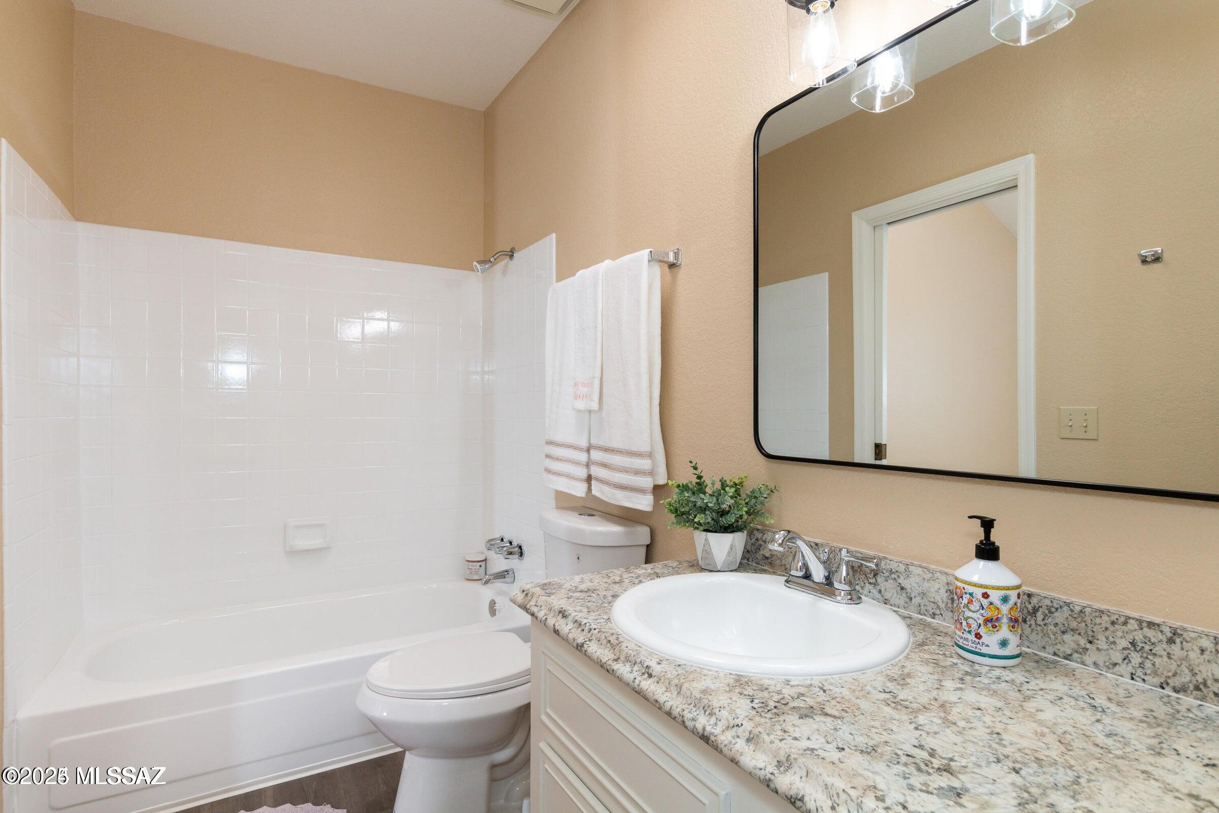 Las Casas Bellas Condo (45-53) - Residential Lease