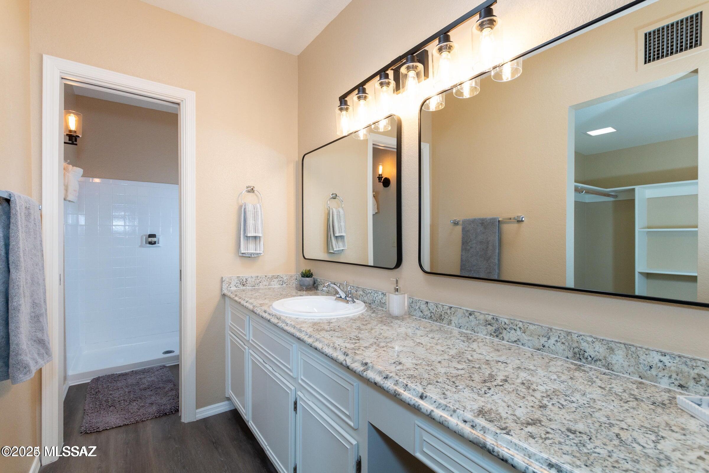 Las Casas Bellas Condo (45-53) - Residential Lease