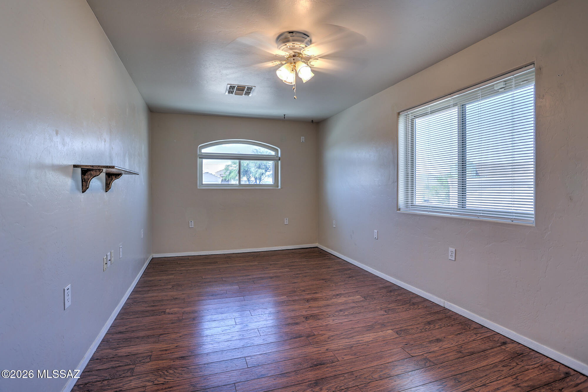 Thornydale Terrace(1-104) - Residential