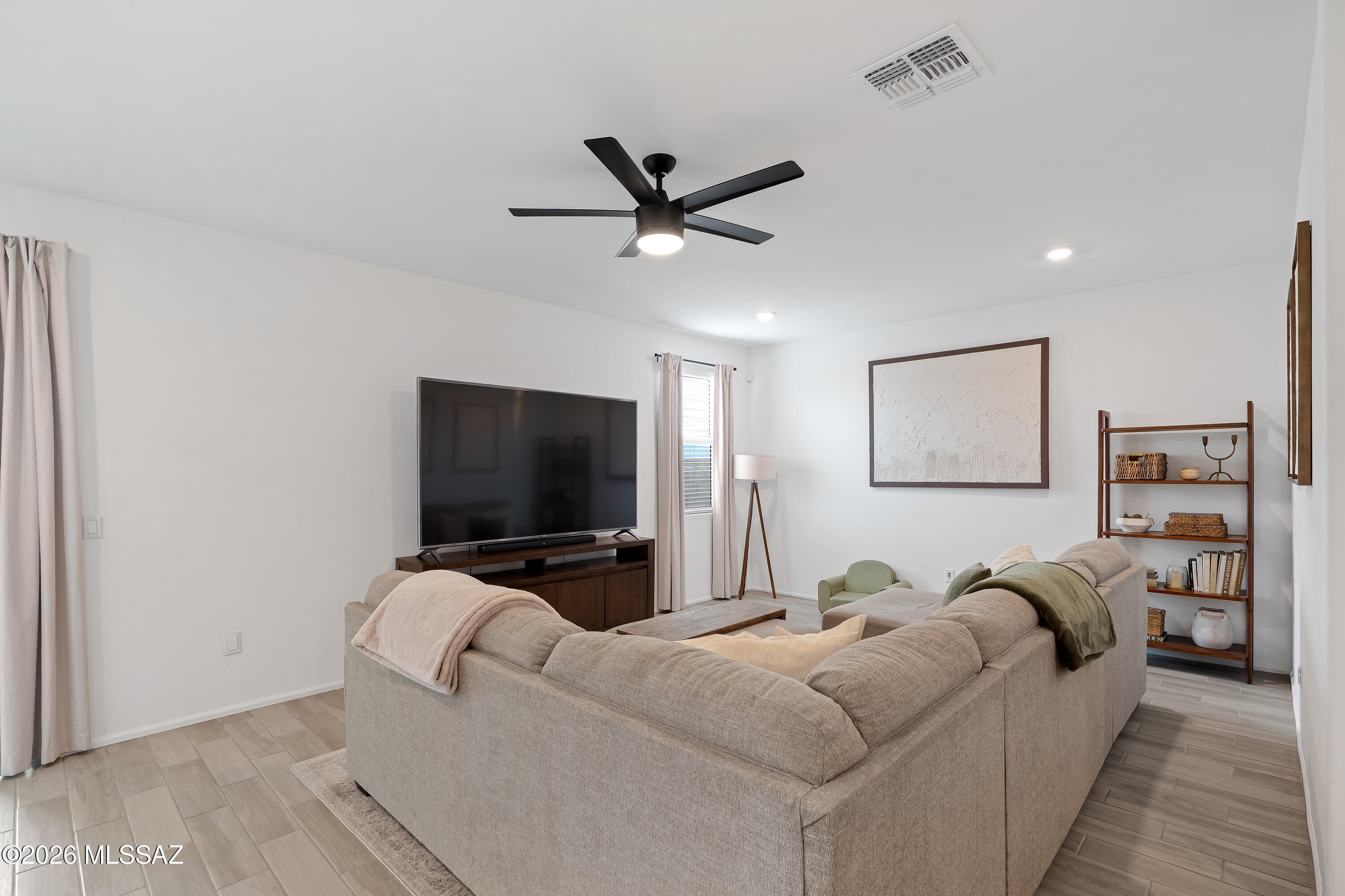 Valencia Crossing - Residential