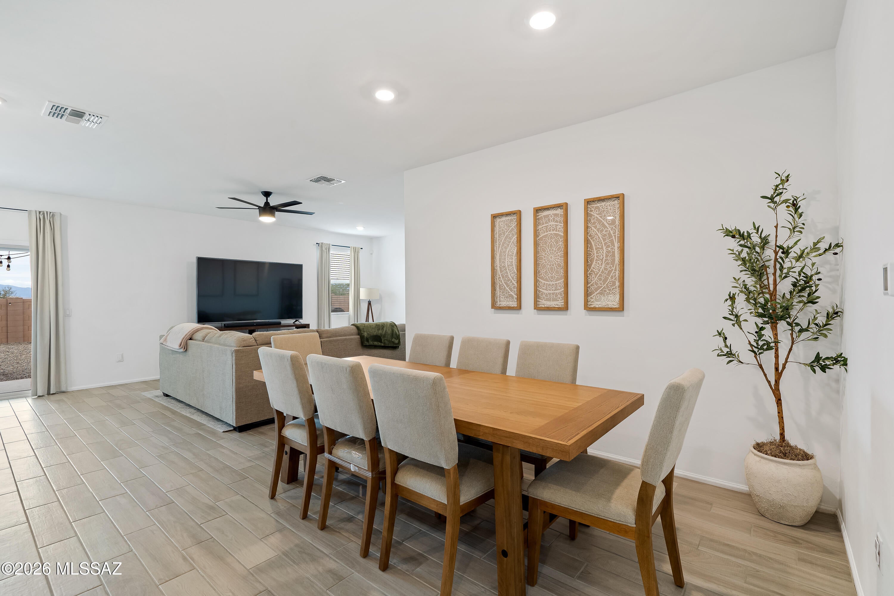 Valencia Crossing - Residential