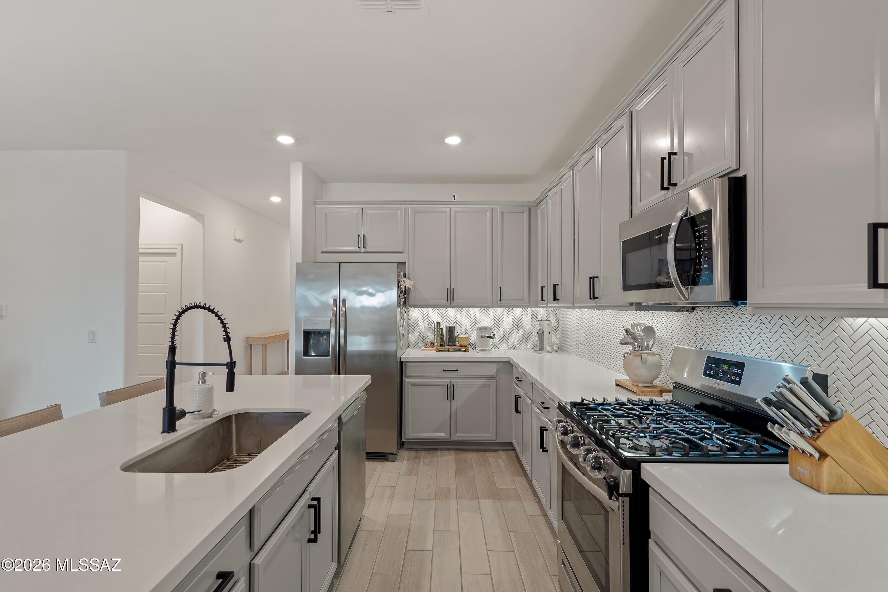 Valencia Crossing - Residential