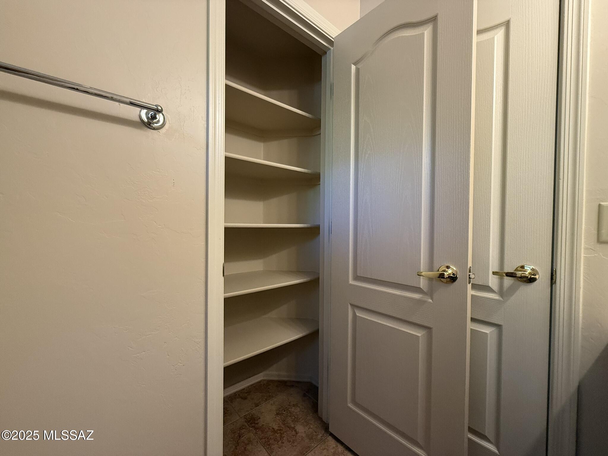 Sierra Crest (1-146) - Residential