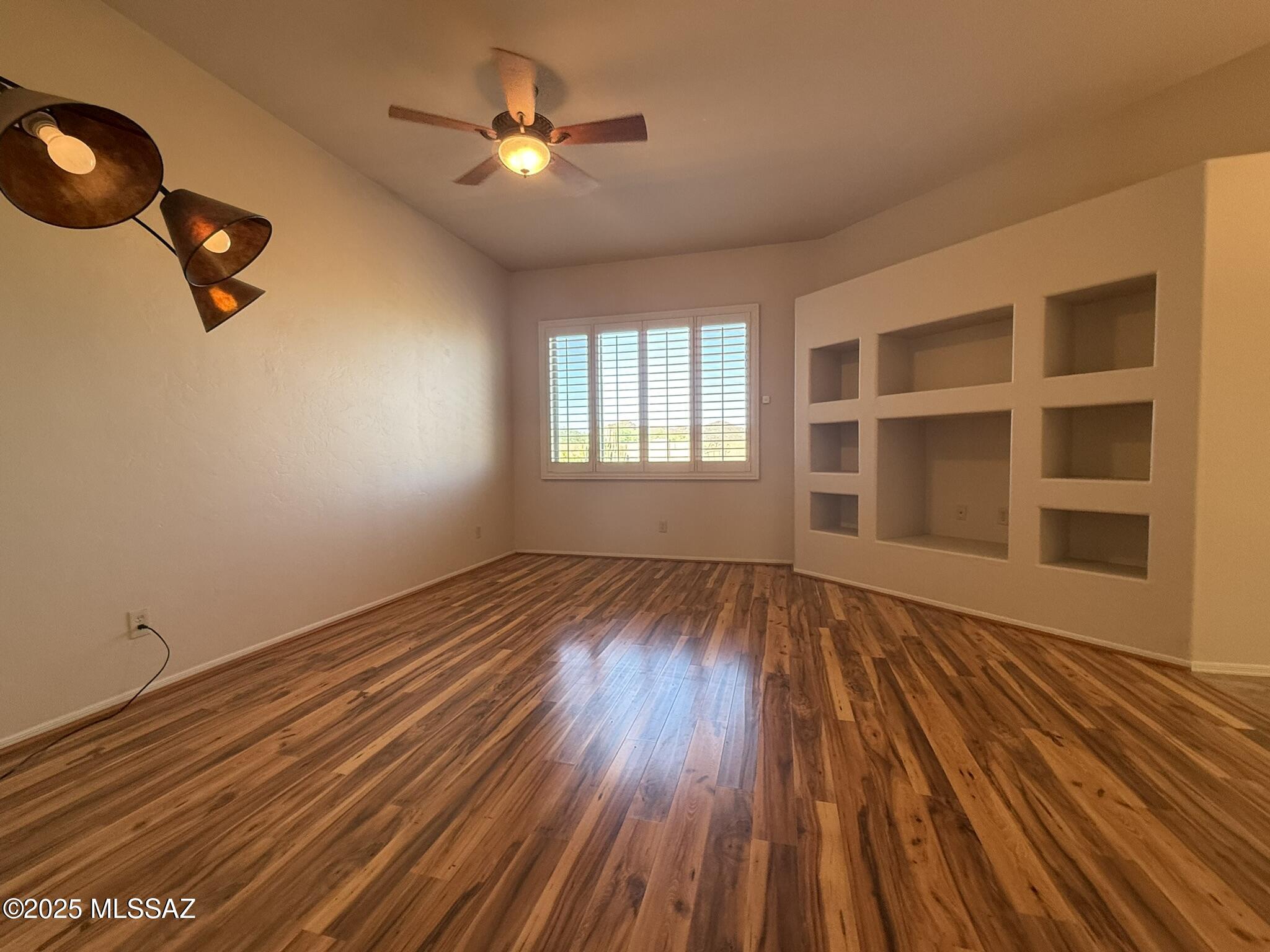 Sierra Crest (1-146) - Residential