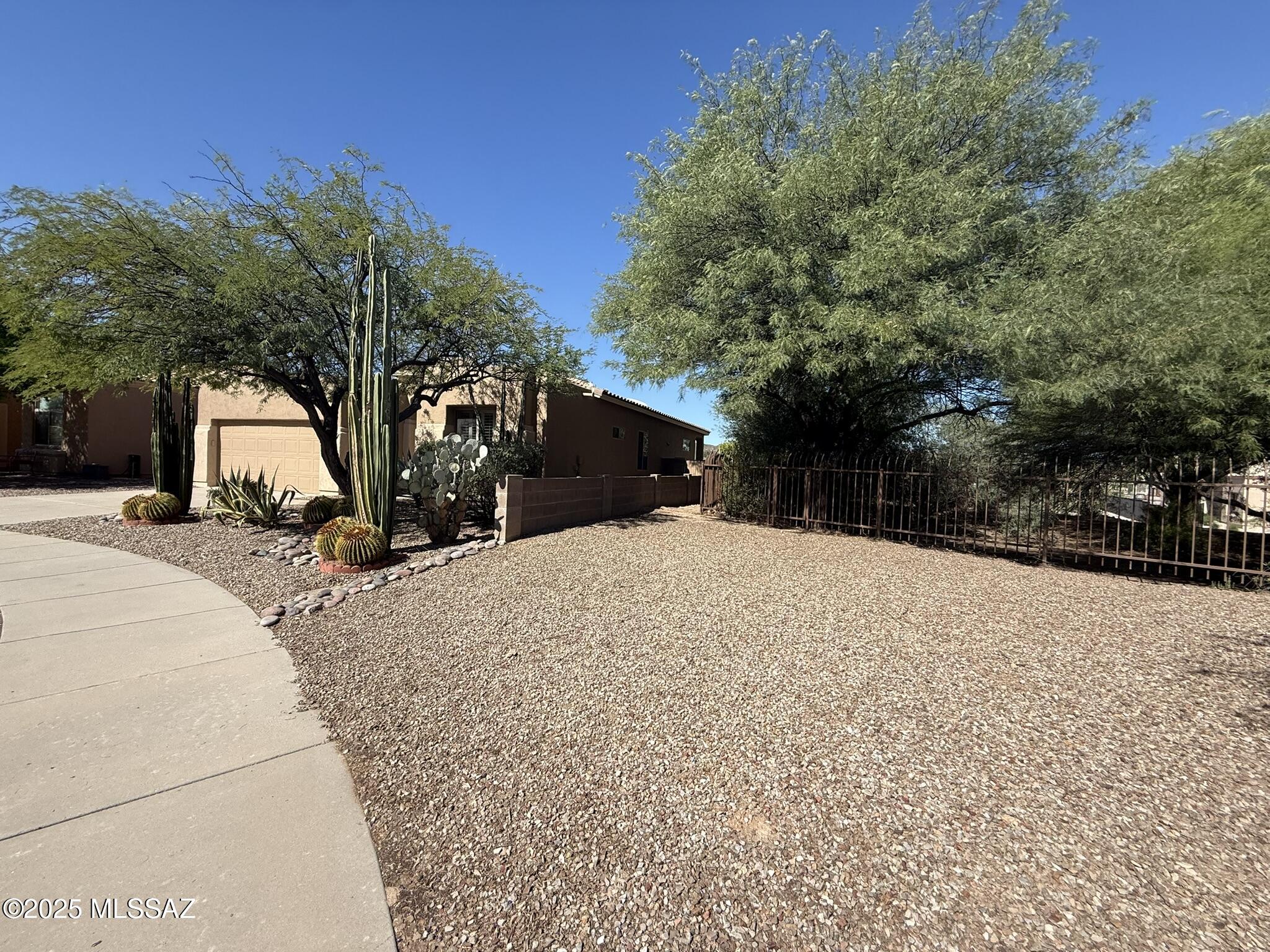 Sierra Crest (1-146) - Residential