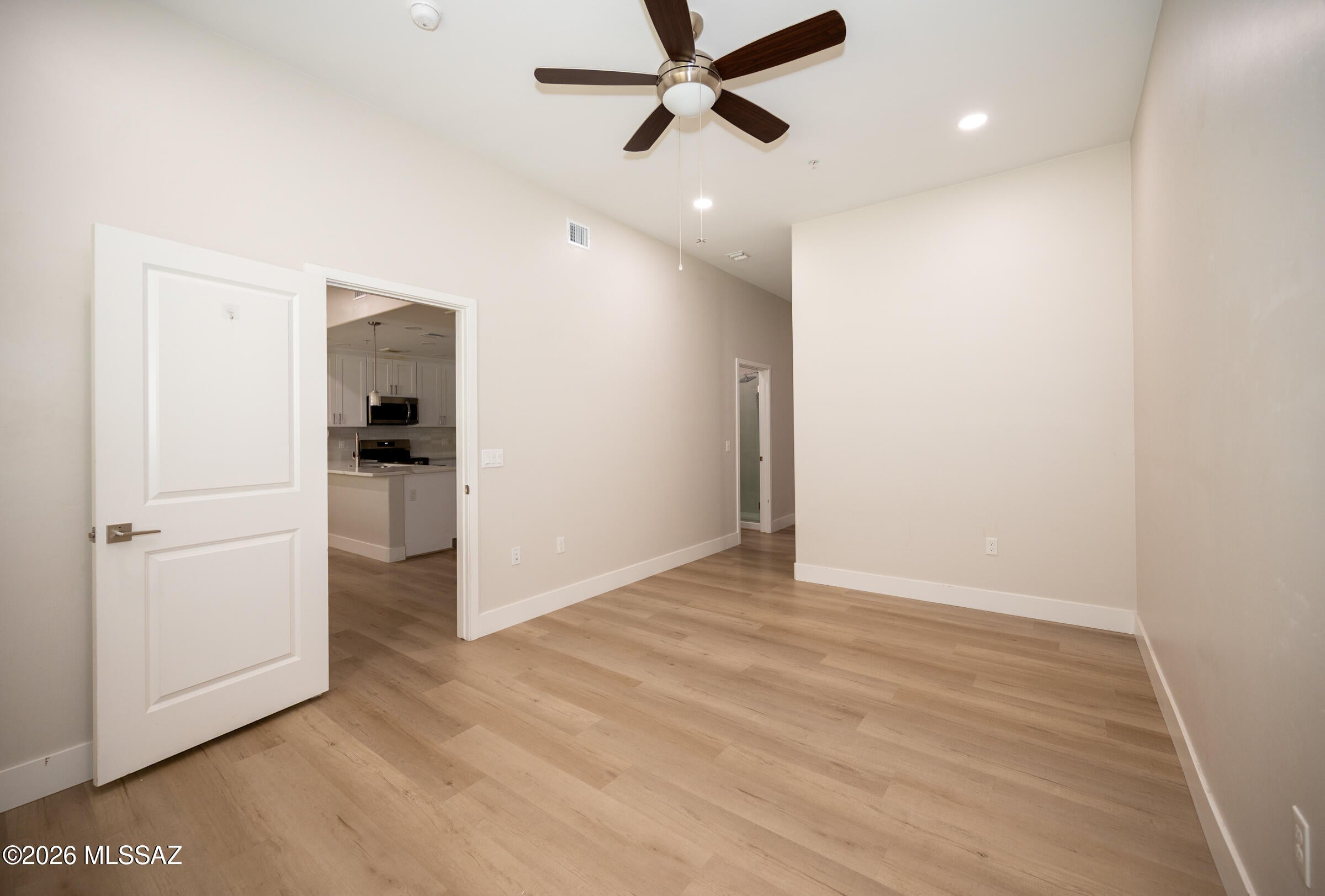 Placita Escondida Bldgs 18-20 Units 1-204 - Residential Lease