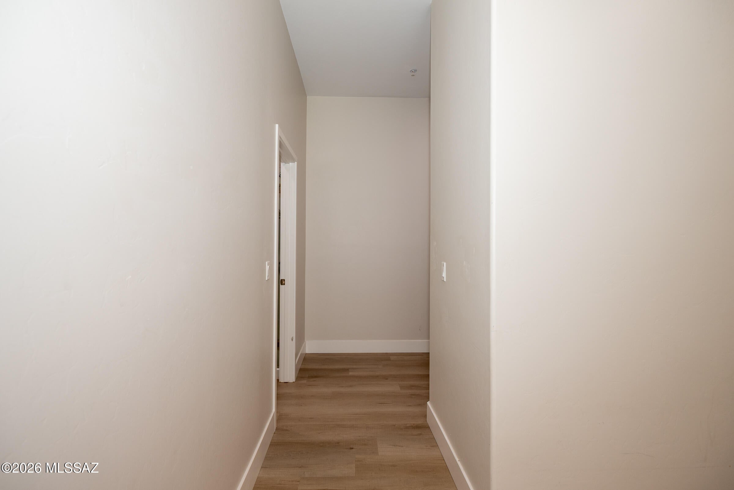Placita Escondida Bldgs 18-20 Units 1-204 - Residential Lease