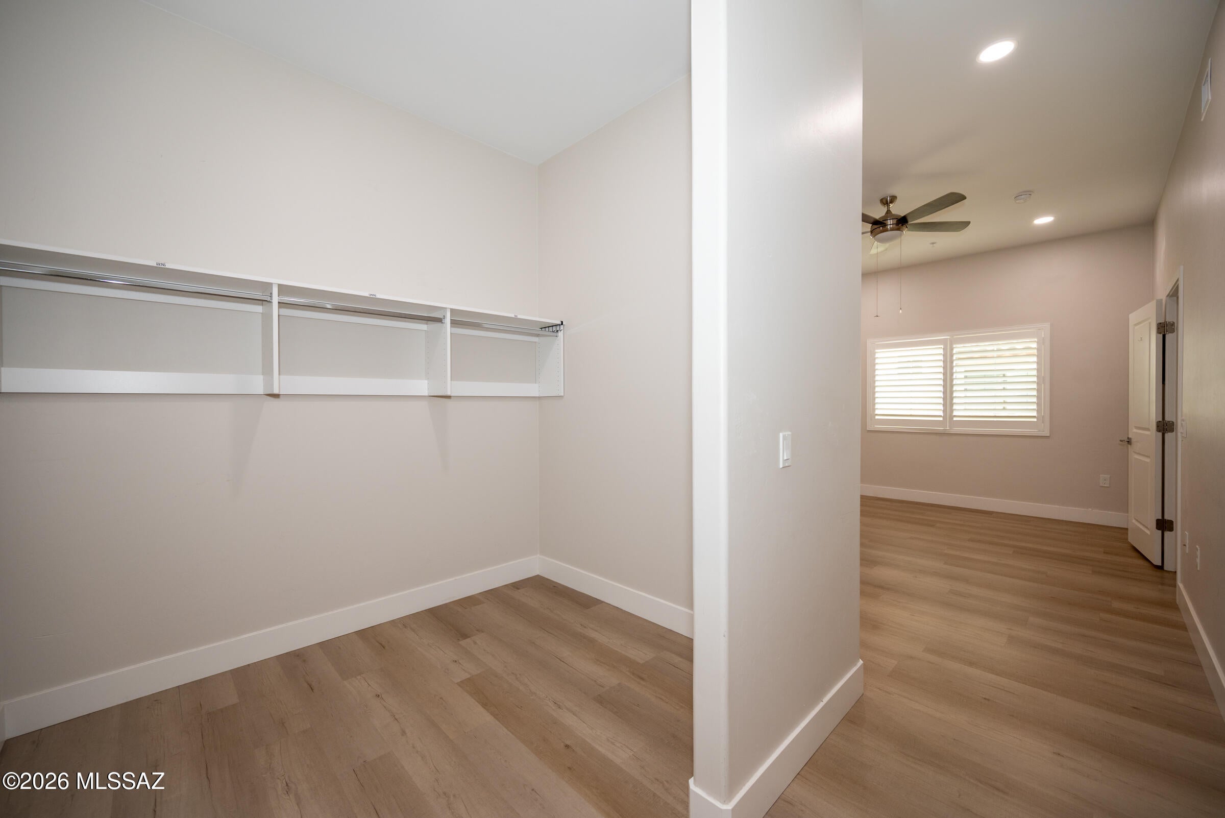 Placita Escondida Bldgs 18-20 Units 1-204 - Residential Lease