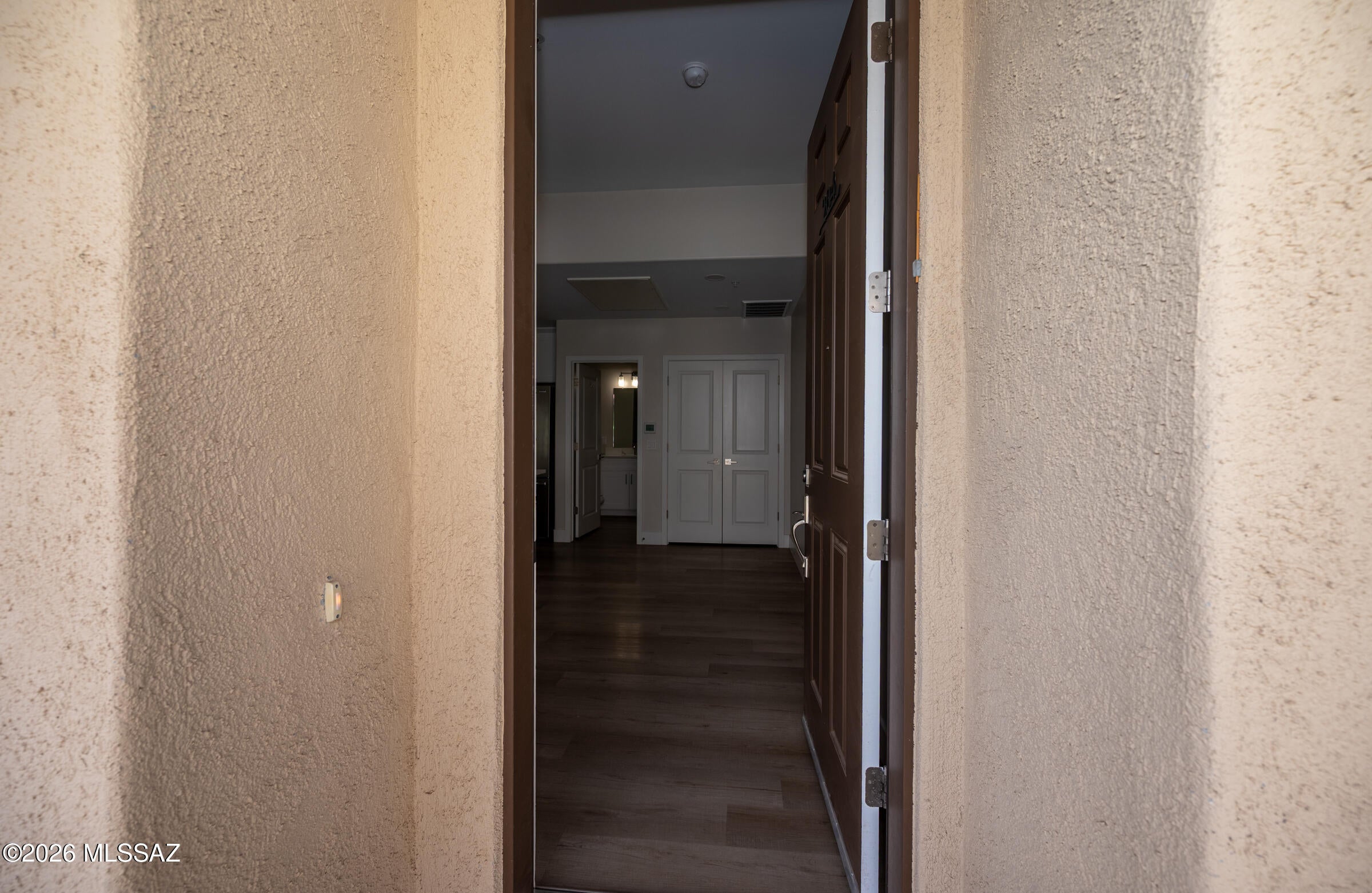 Placita Escondida Bldgs 18-20 Units 1-204 - Residential Lease