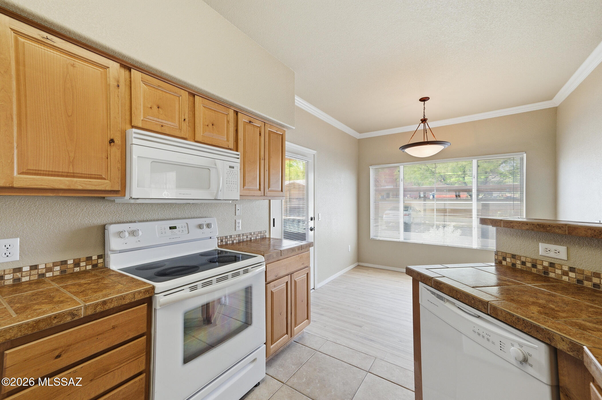 Pinnacle Canyon Condominium - Residential