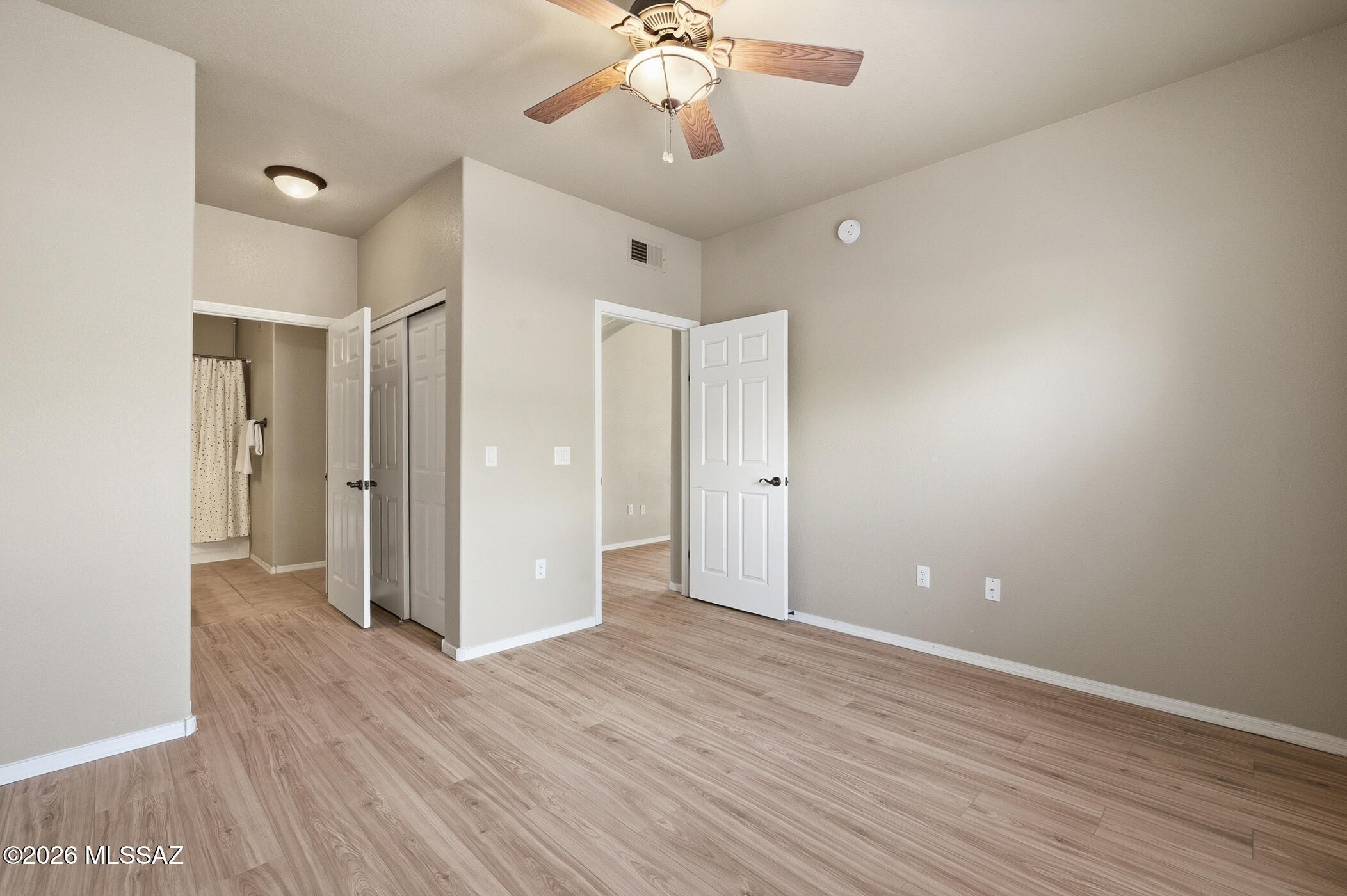 Pinnacle Canyon Condominium - Residential