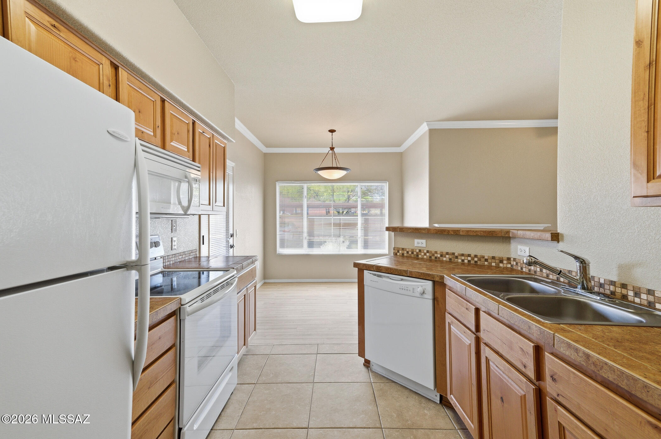 Pinnacle Canyon Condominium - Residential