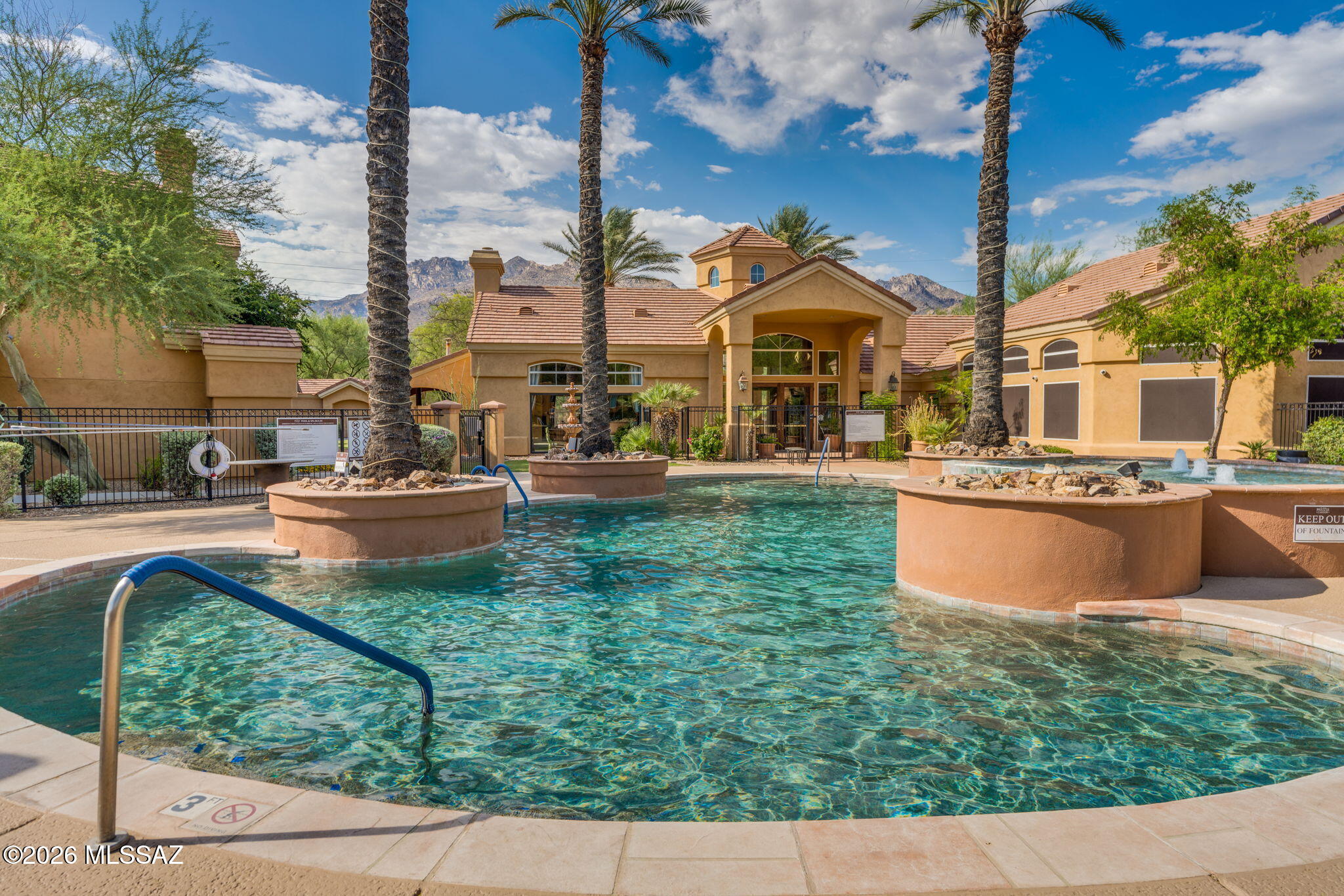 Pinnacle Canyon Condominium - Residential