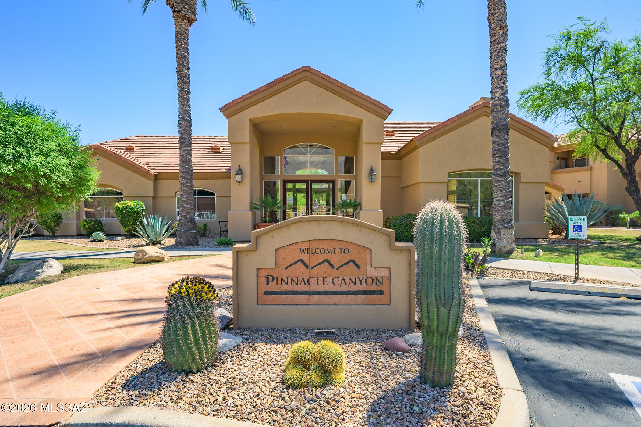 Pinnacle Canyon Condominium - Residential