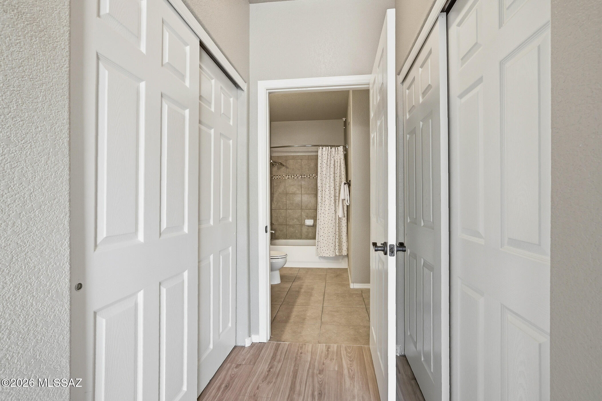 Pinnacle Canyon Condominium - Residential