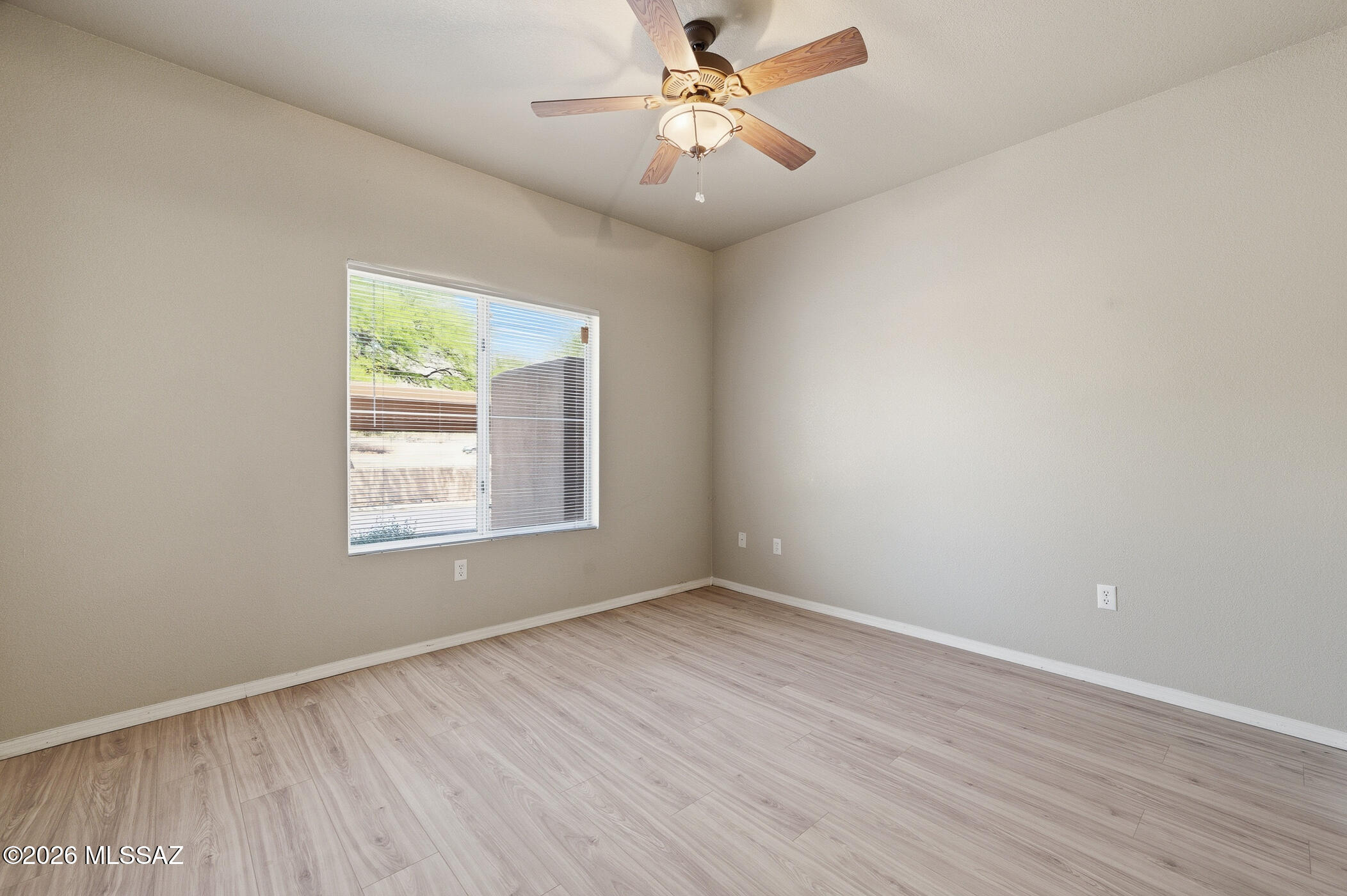 Pinnacle Canyon Condominium - Residential