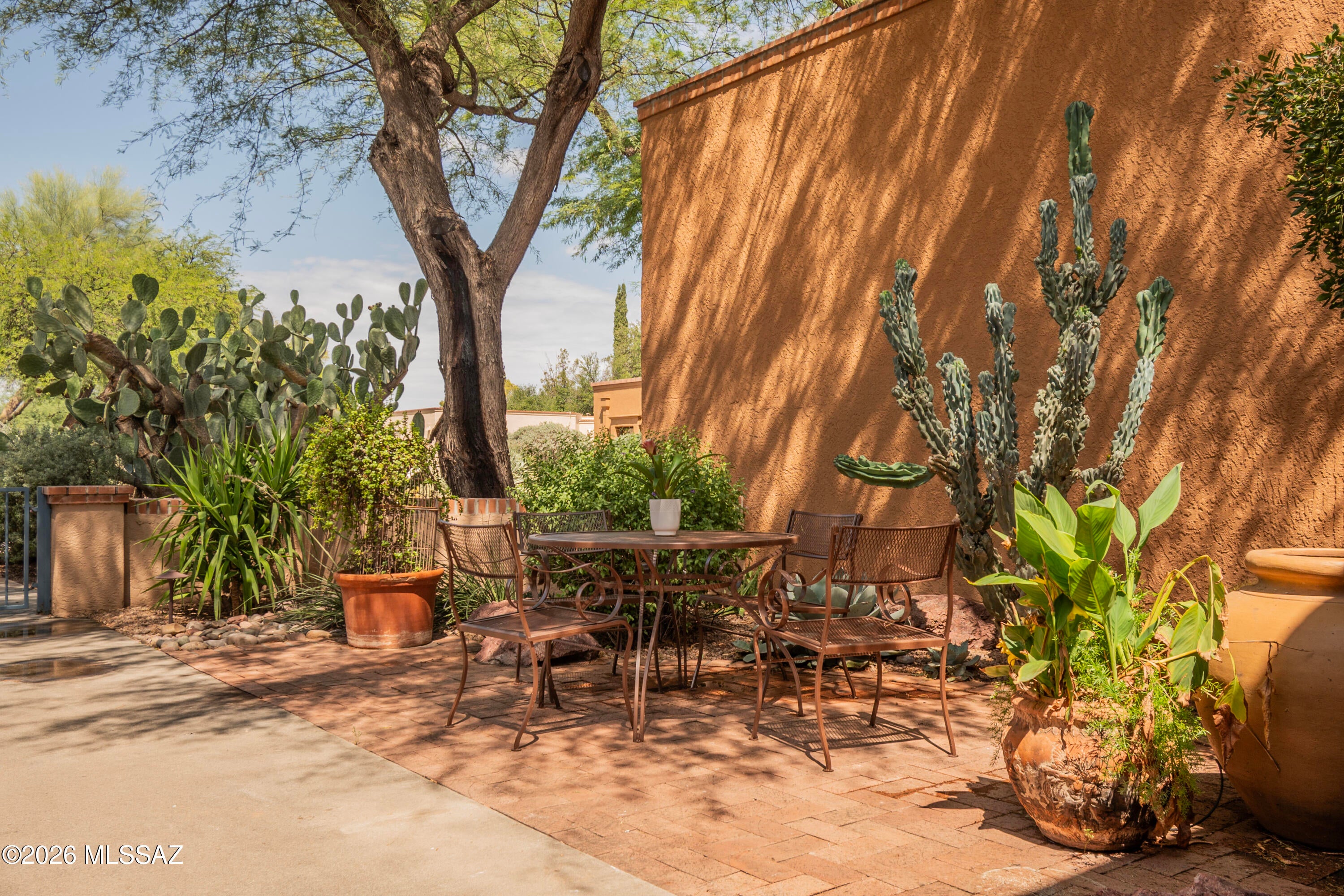 San Miguel (1-40) - Residential