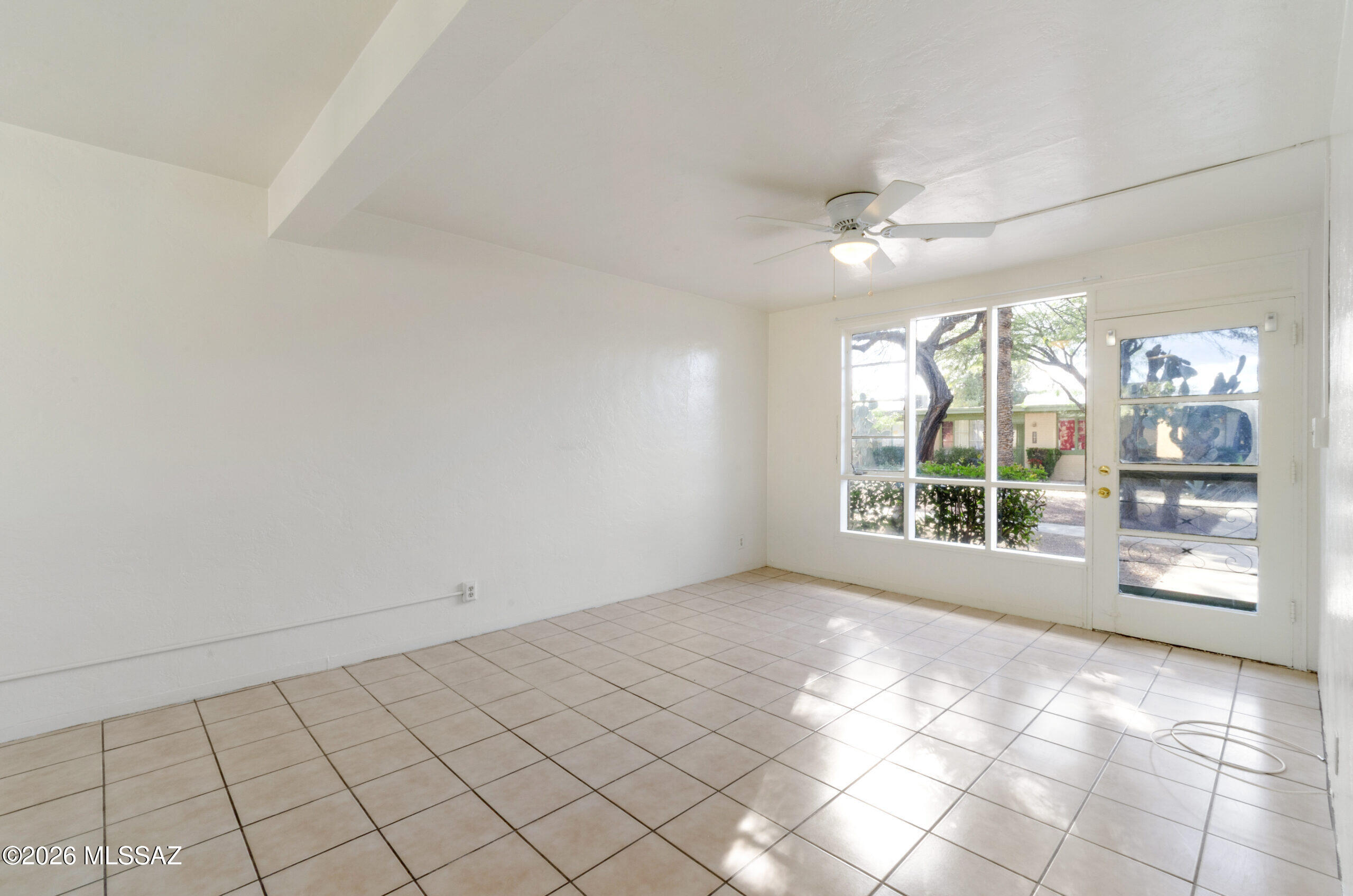 Country Club Manor Condos (1-51) - Residential Lease
