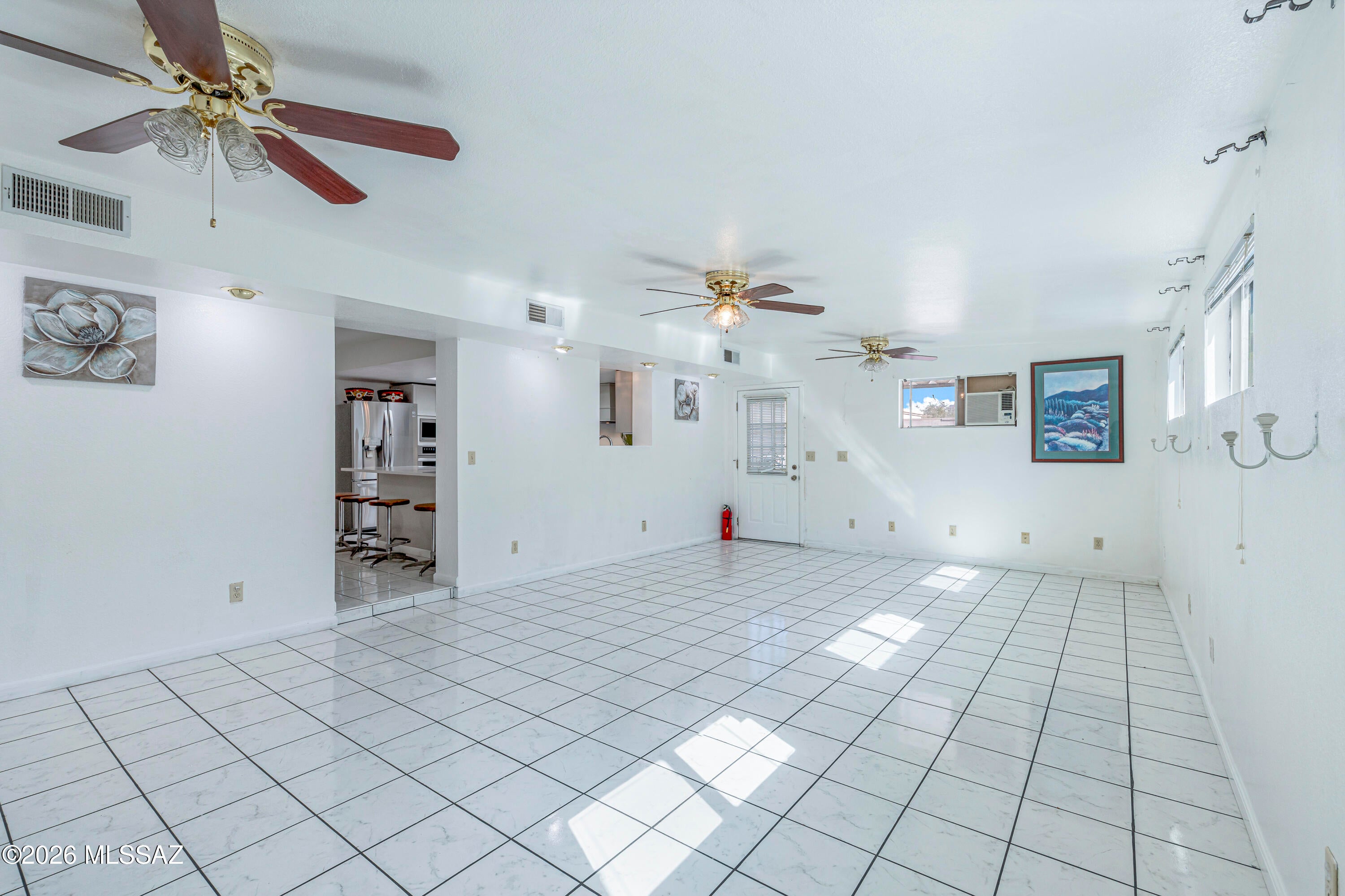 Catalina Farms Annex - Residential Income