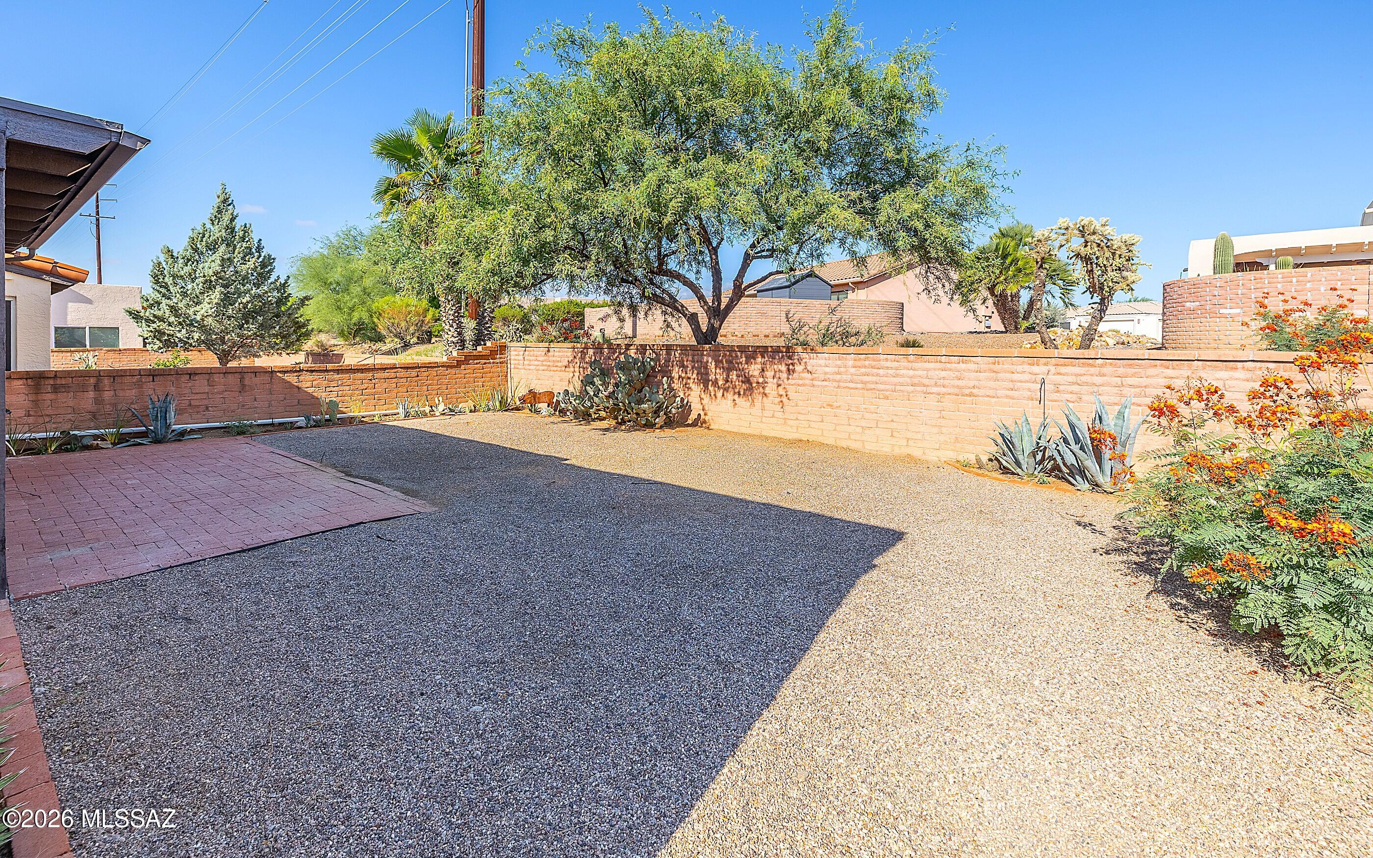 Continental Vistas(1-302) - Residential