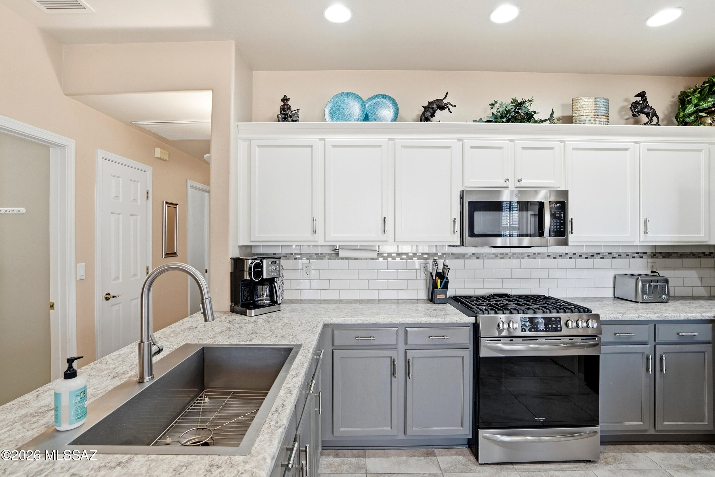 Colonia De Los Alamos - Desert Creek - Residential