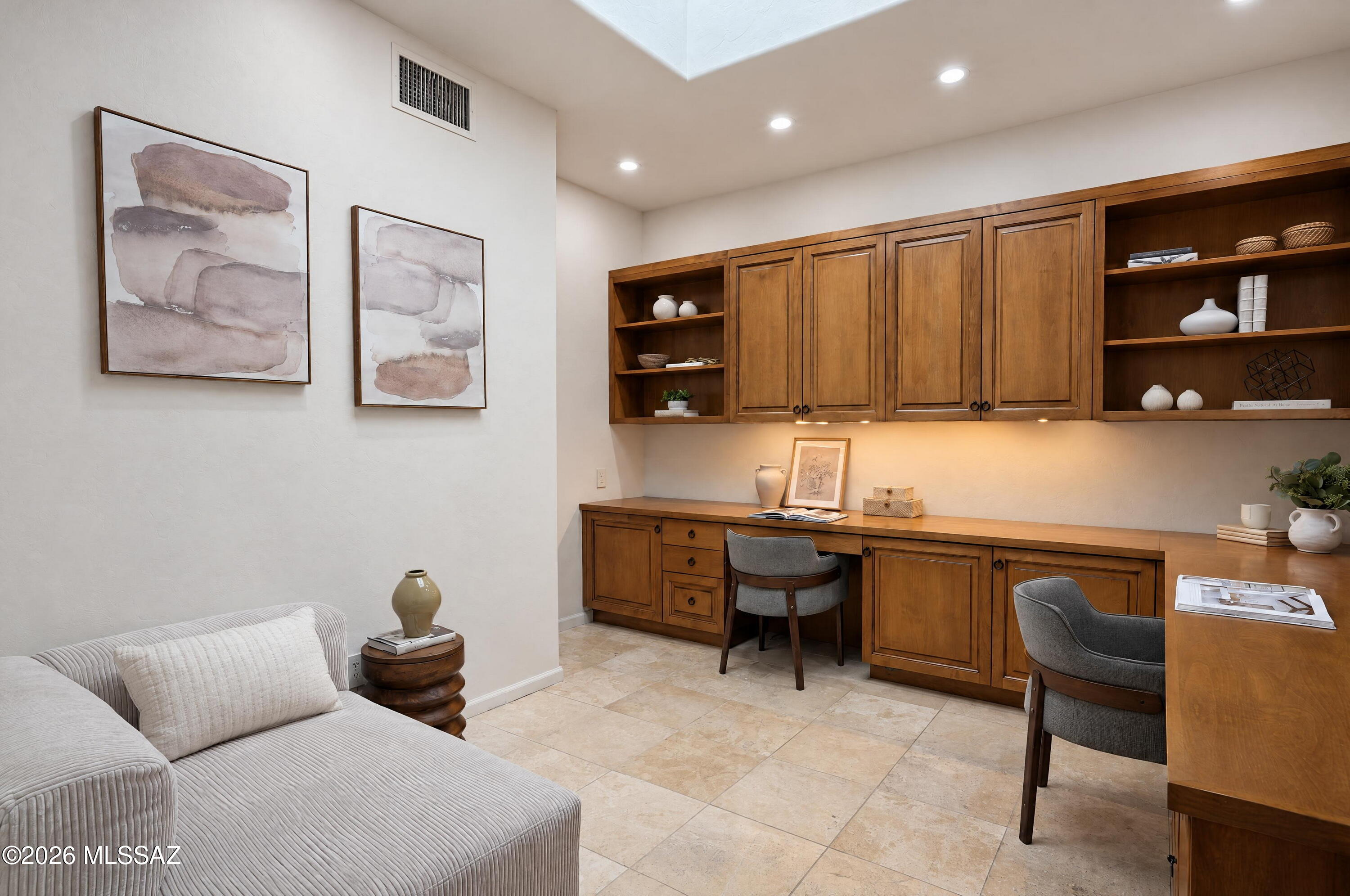Finisterra II (211-302) - Residential