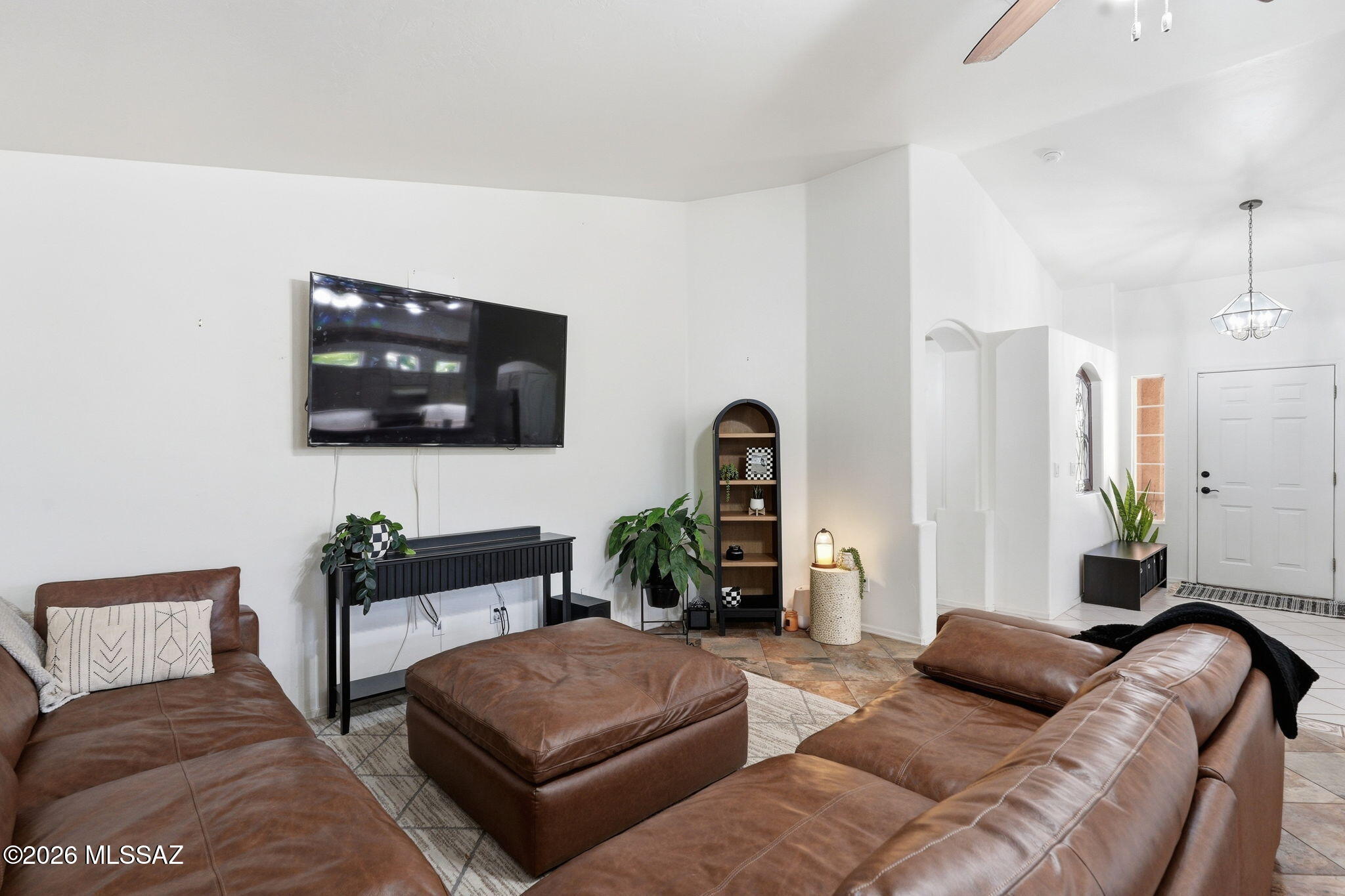 Colonias La Canada (83-219) - Residential