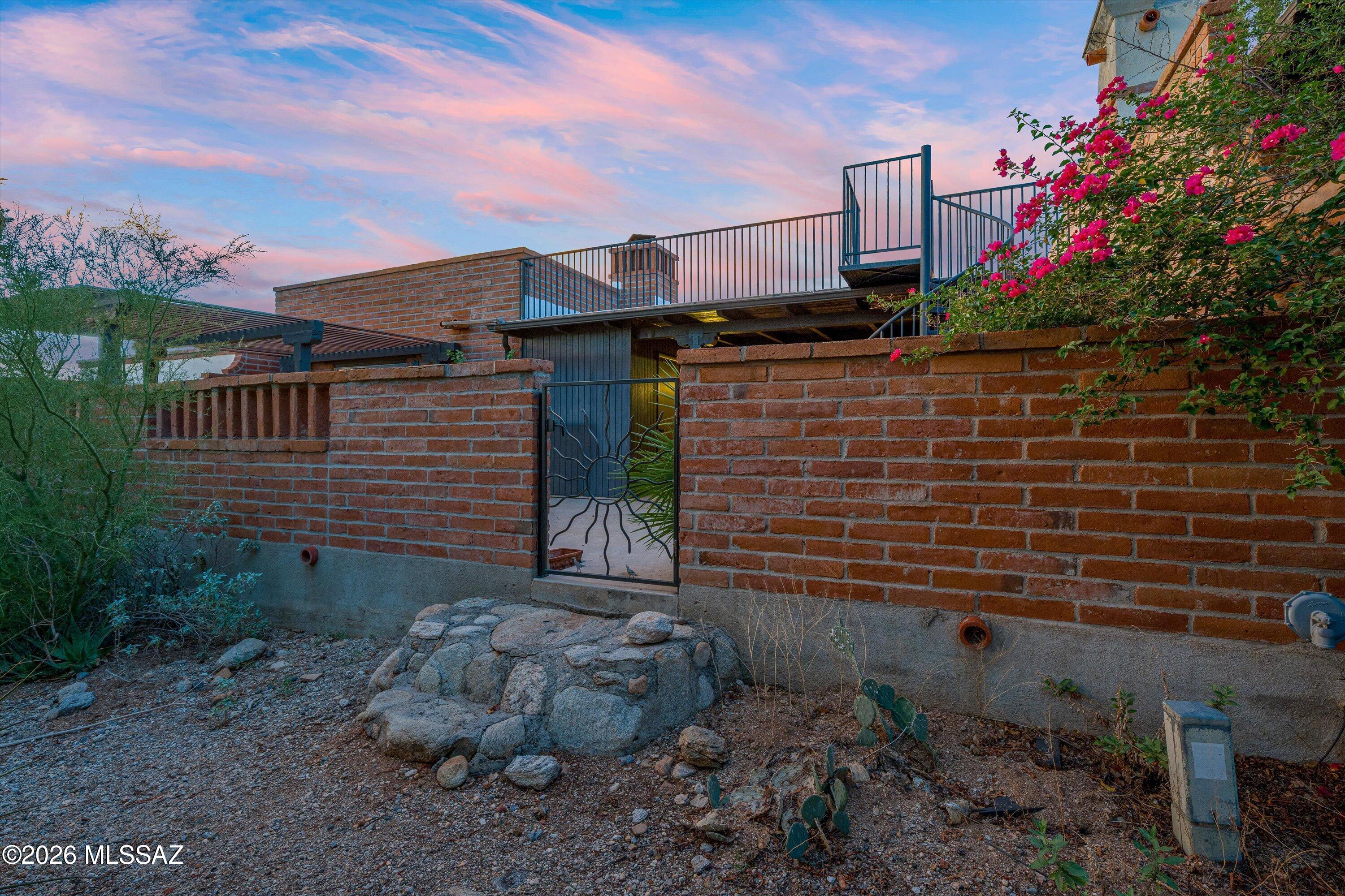 Catalina Pueblo (1-34) - Residential