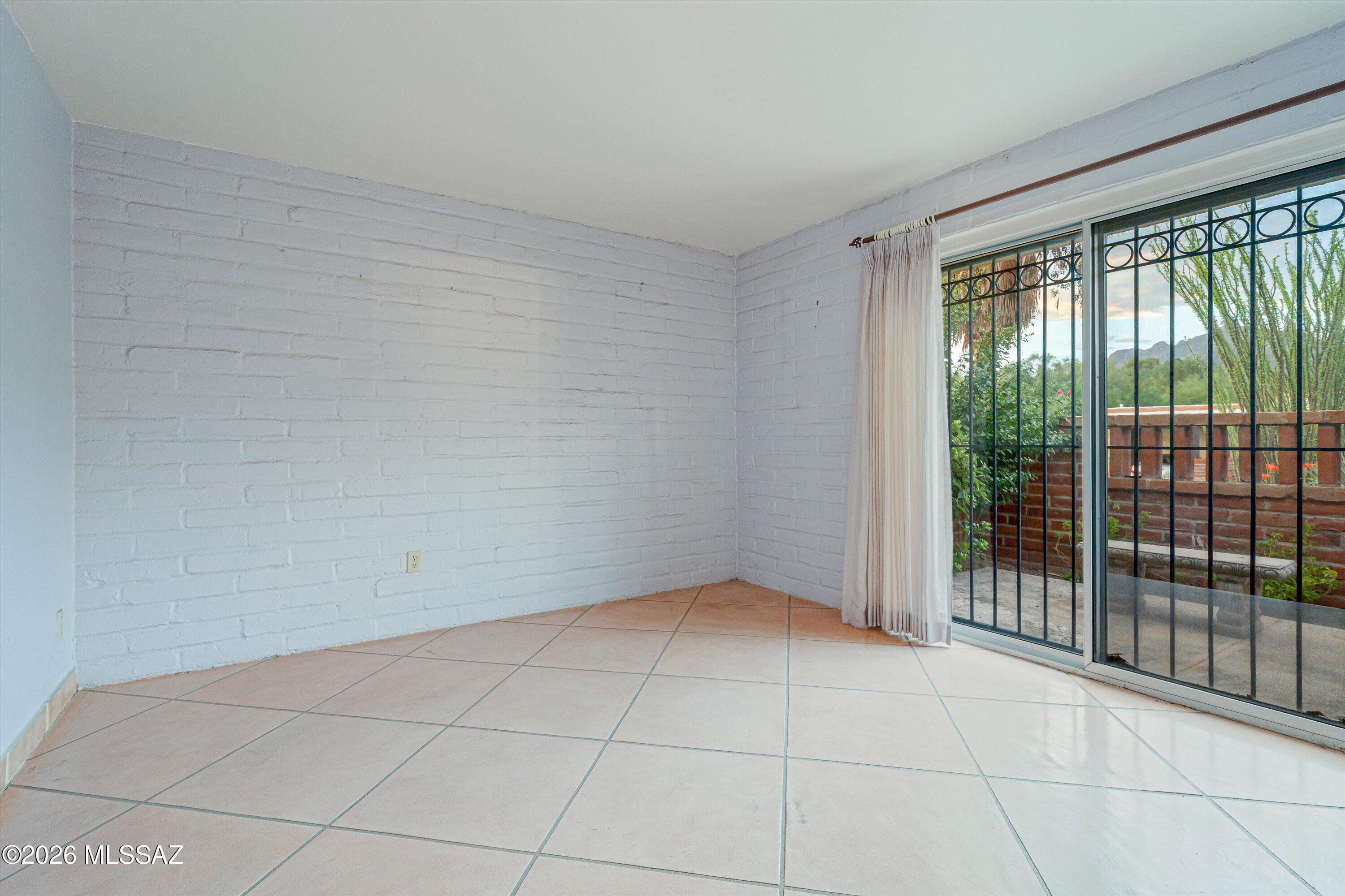 Catalina Pueblo (1-34) - Residential