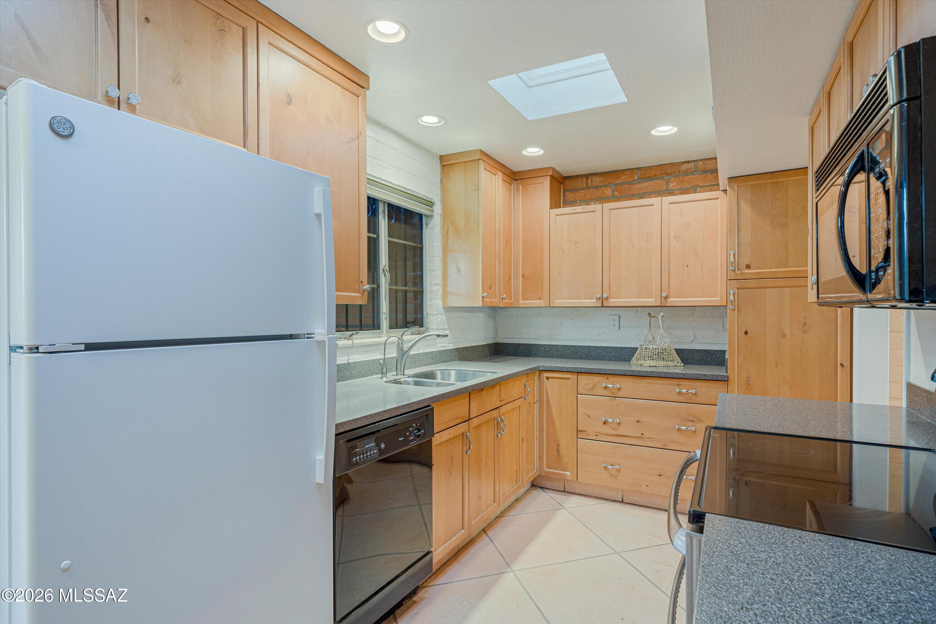 Catalina Pueblo (1-34) - Residential