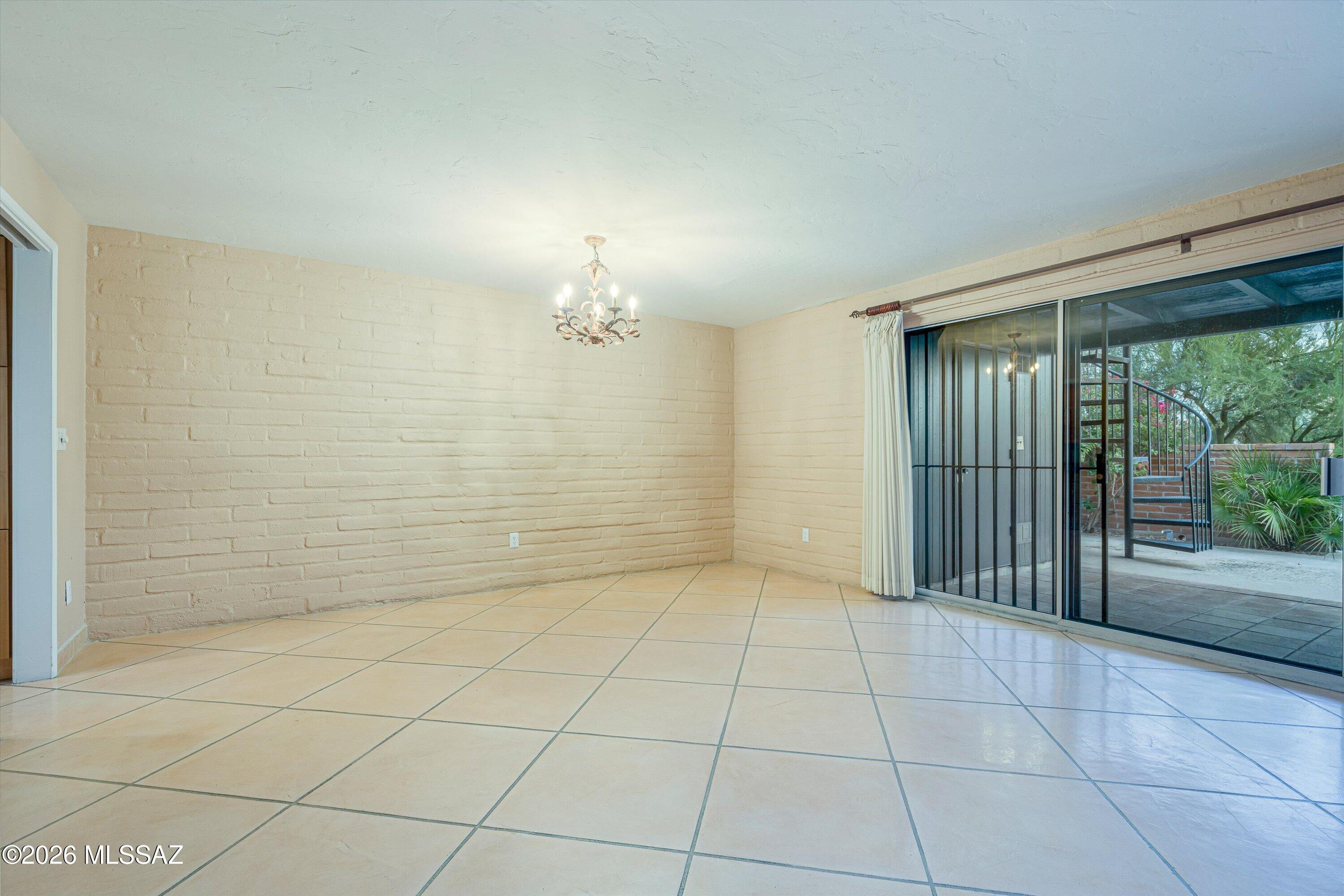 Catalina Pueblo (1-34) - Residential