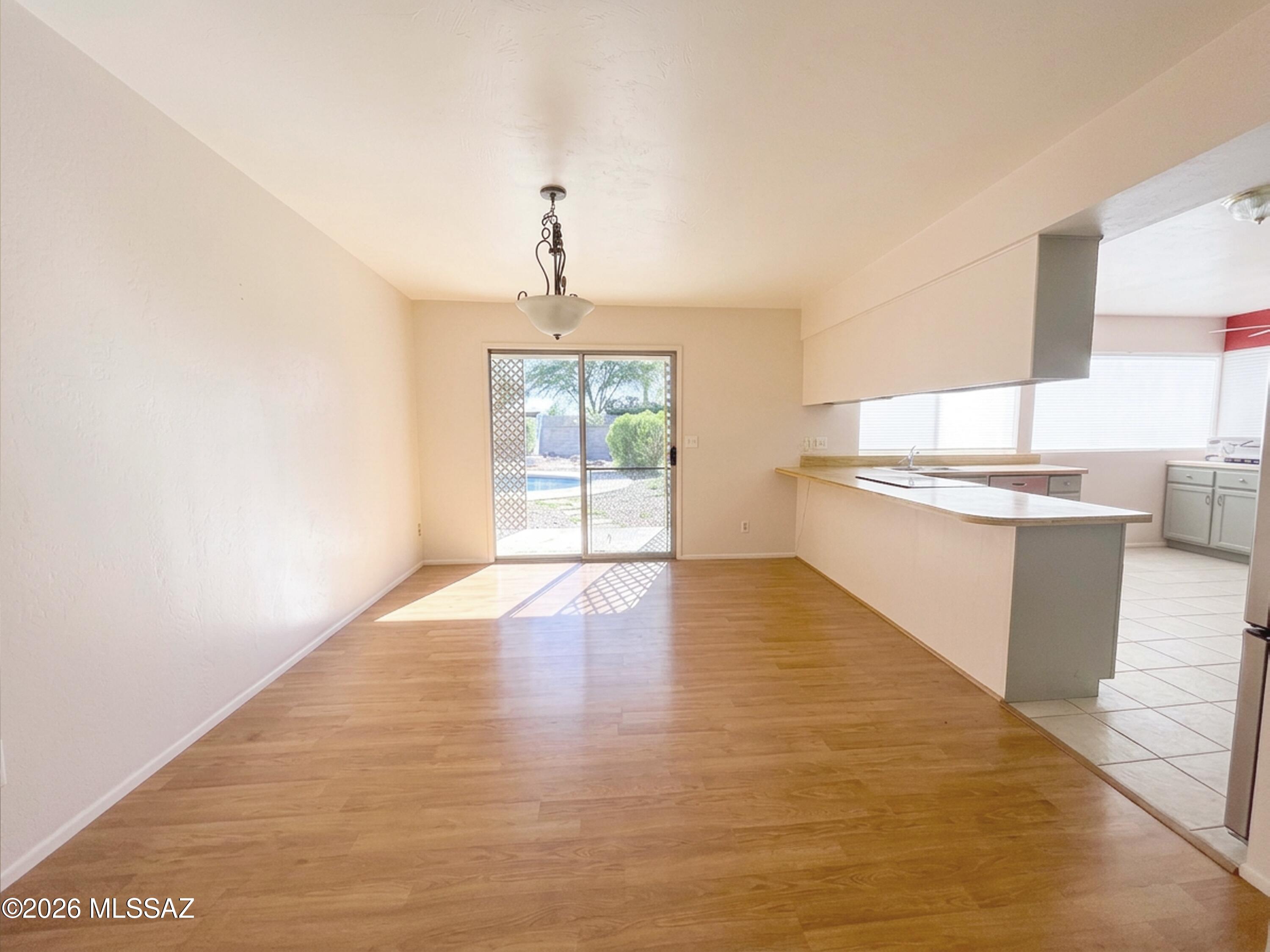 Broadway East (1-112) - Residential Lease
