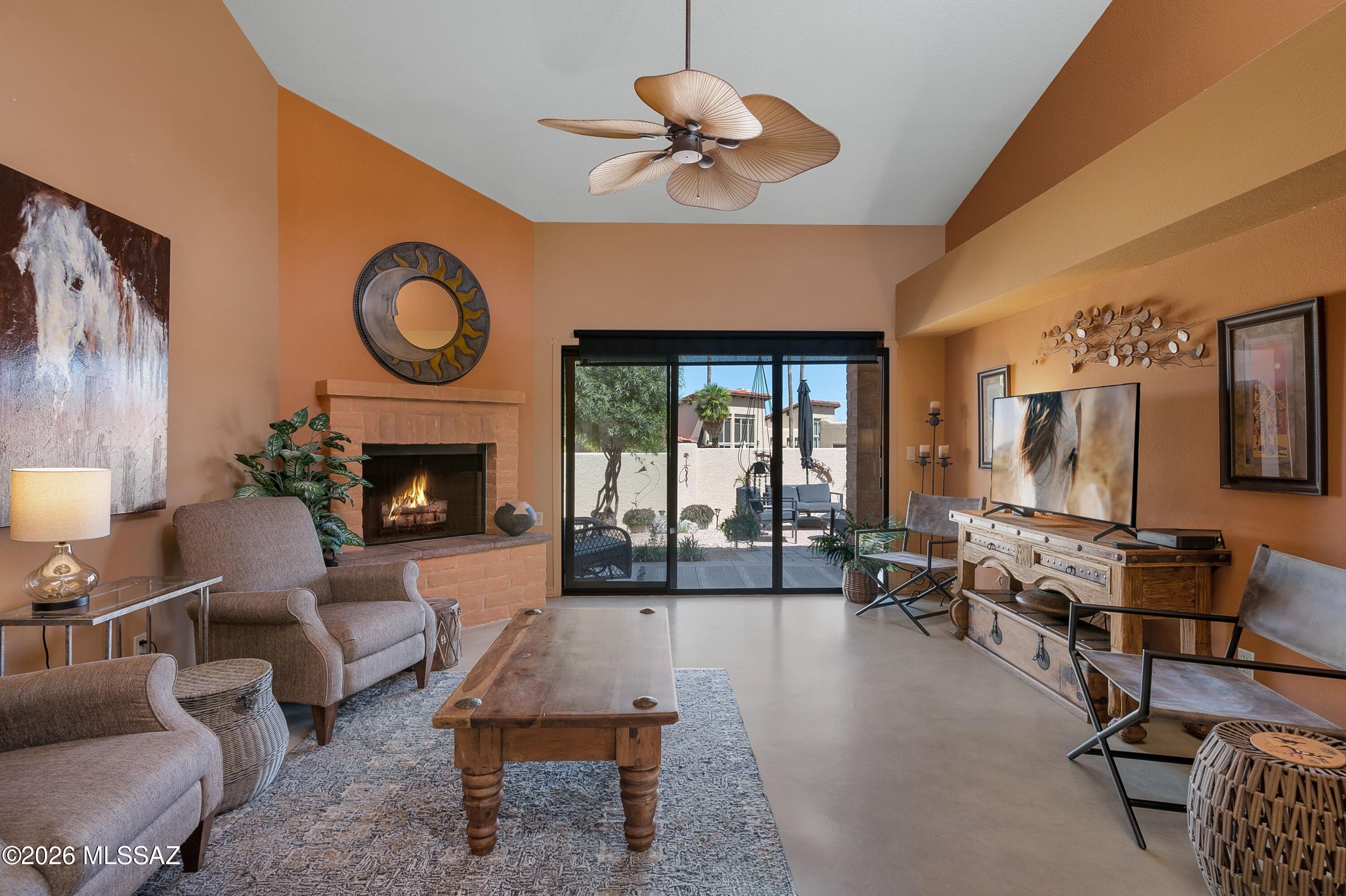 Valle Del Oro Townhomes (1-90) - Residential