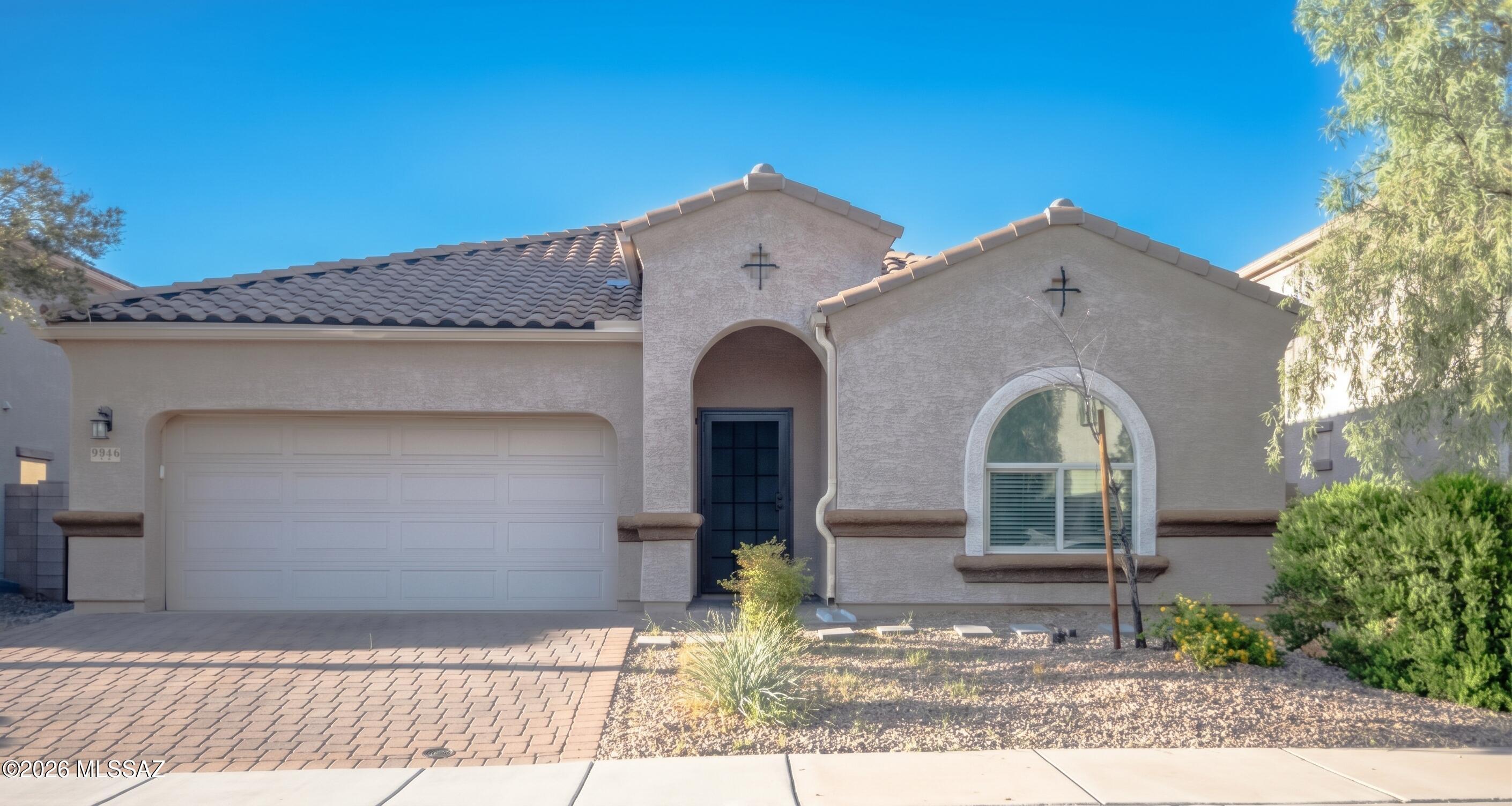 Saguaro Bloom - Residential Lease